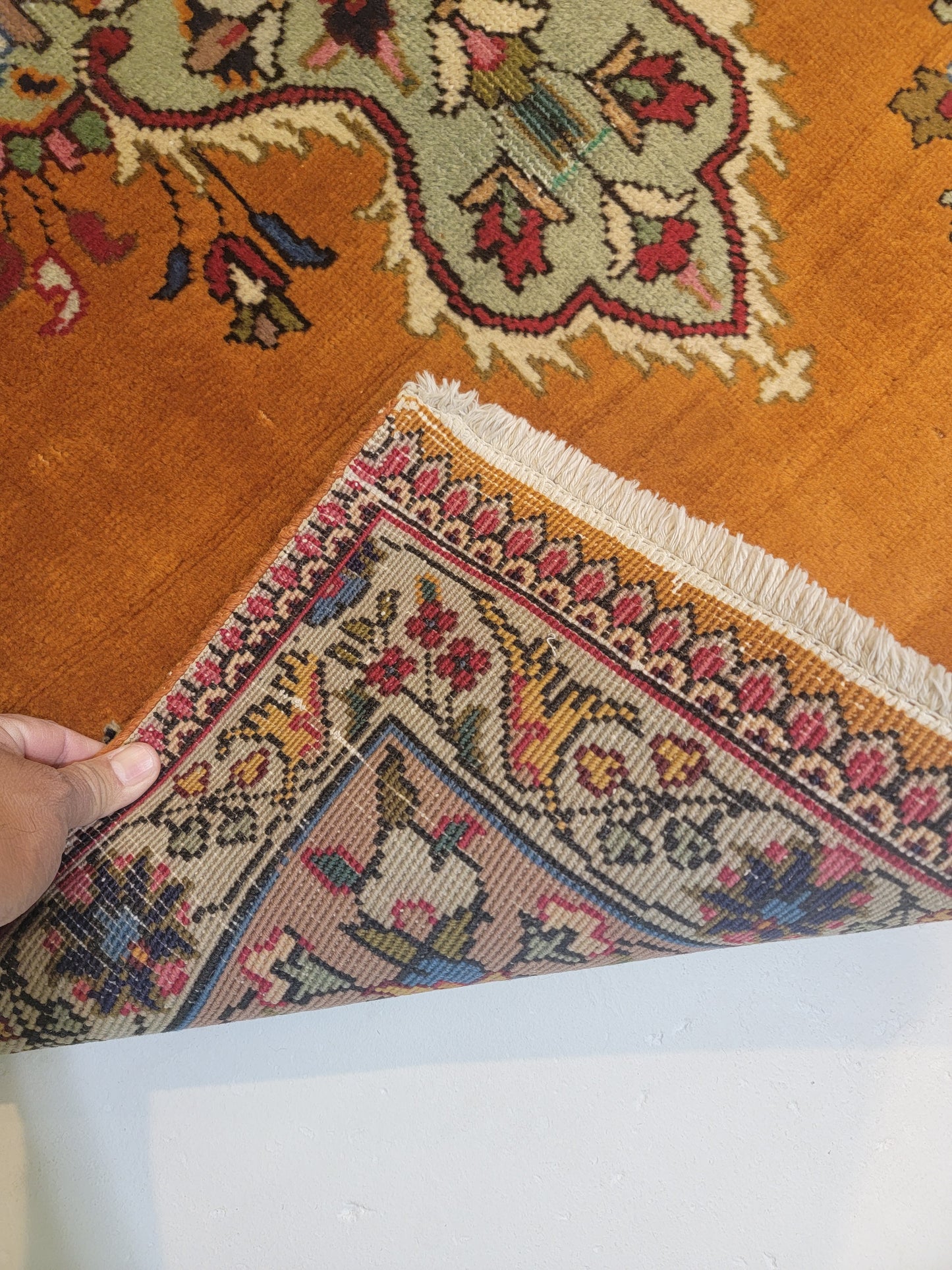 Hand-Knotted Wool Rug Tabriz Tabatabaei 3'4" x 4'9"