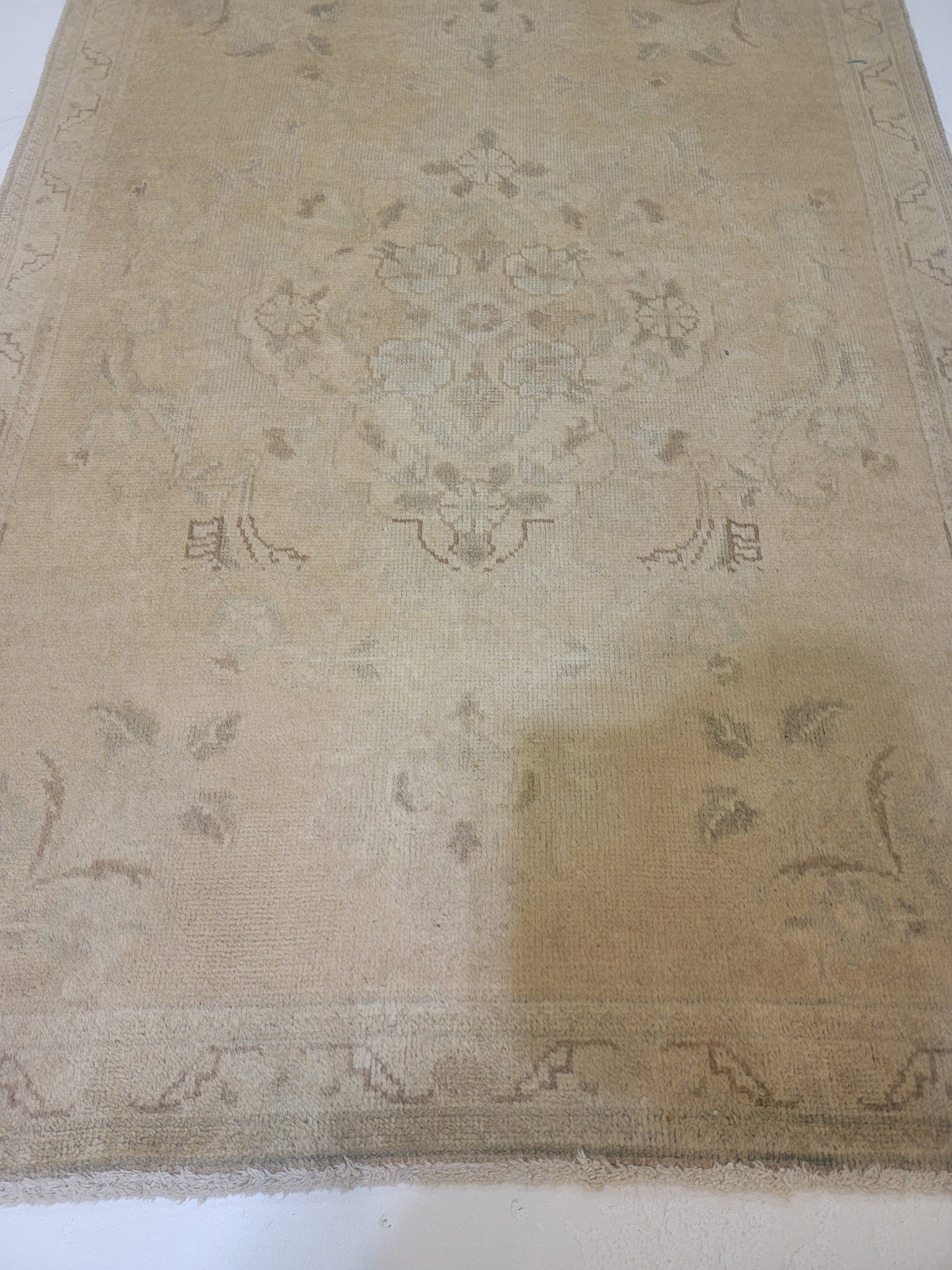 Hand-Knotted Wool Rug Tabriz 3'3" x 4'7"