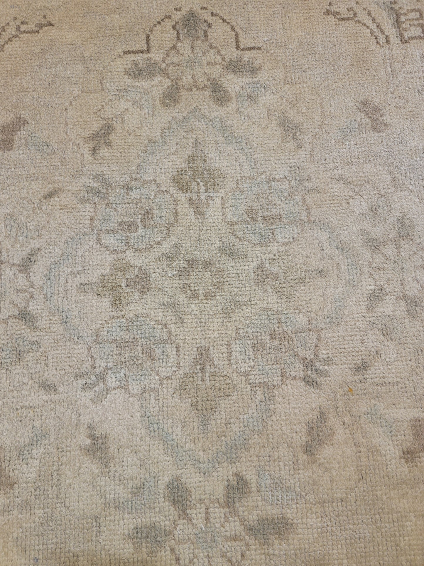 Hand-Knotted Wool Rug Tabriz 3'3" x 4'7"