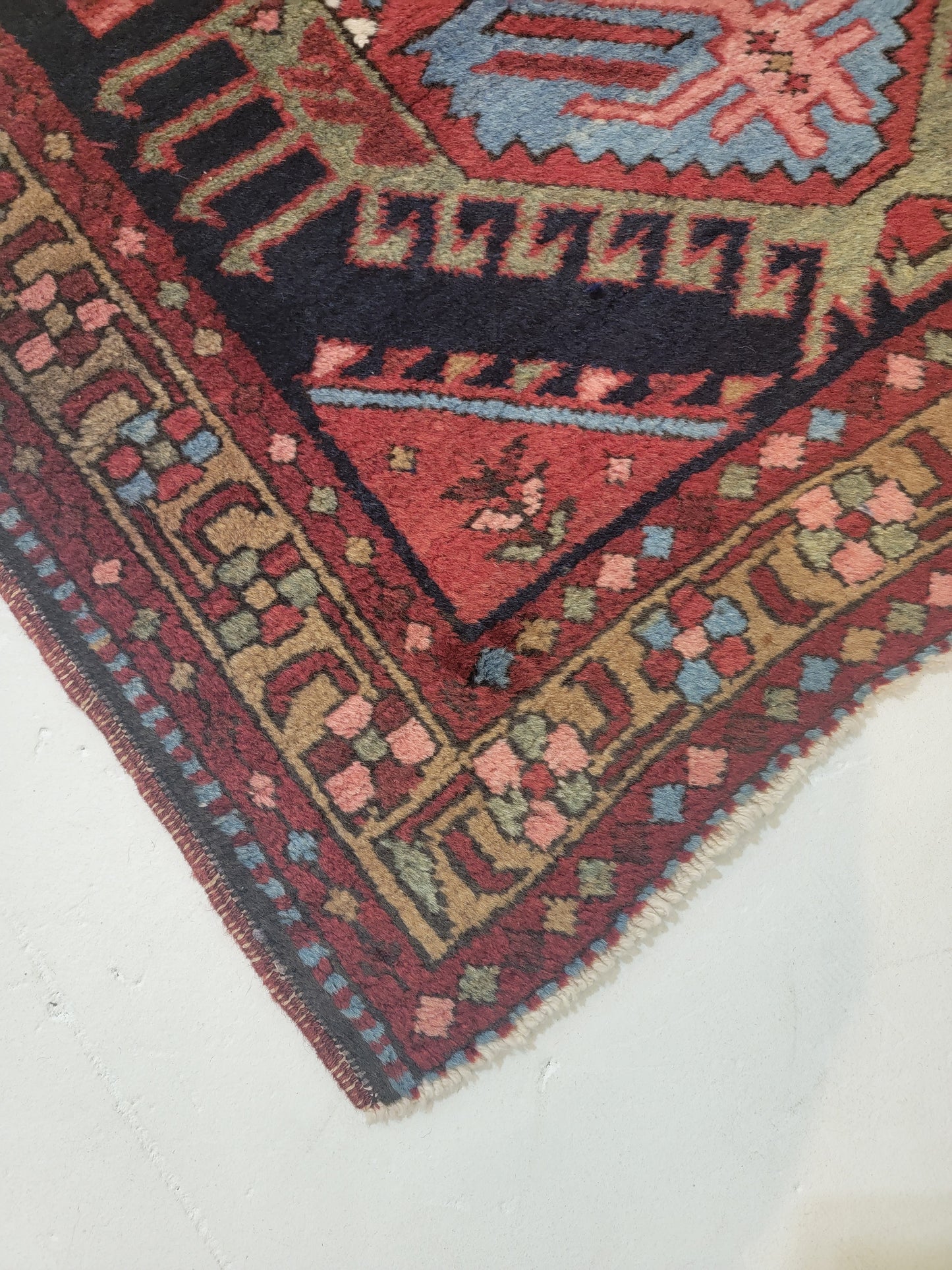 Hand-Knotted Wool Rug Heriz Karajeh 2'10" x 4'8"