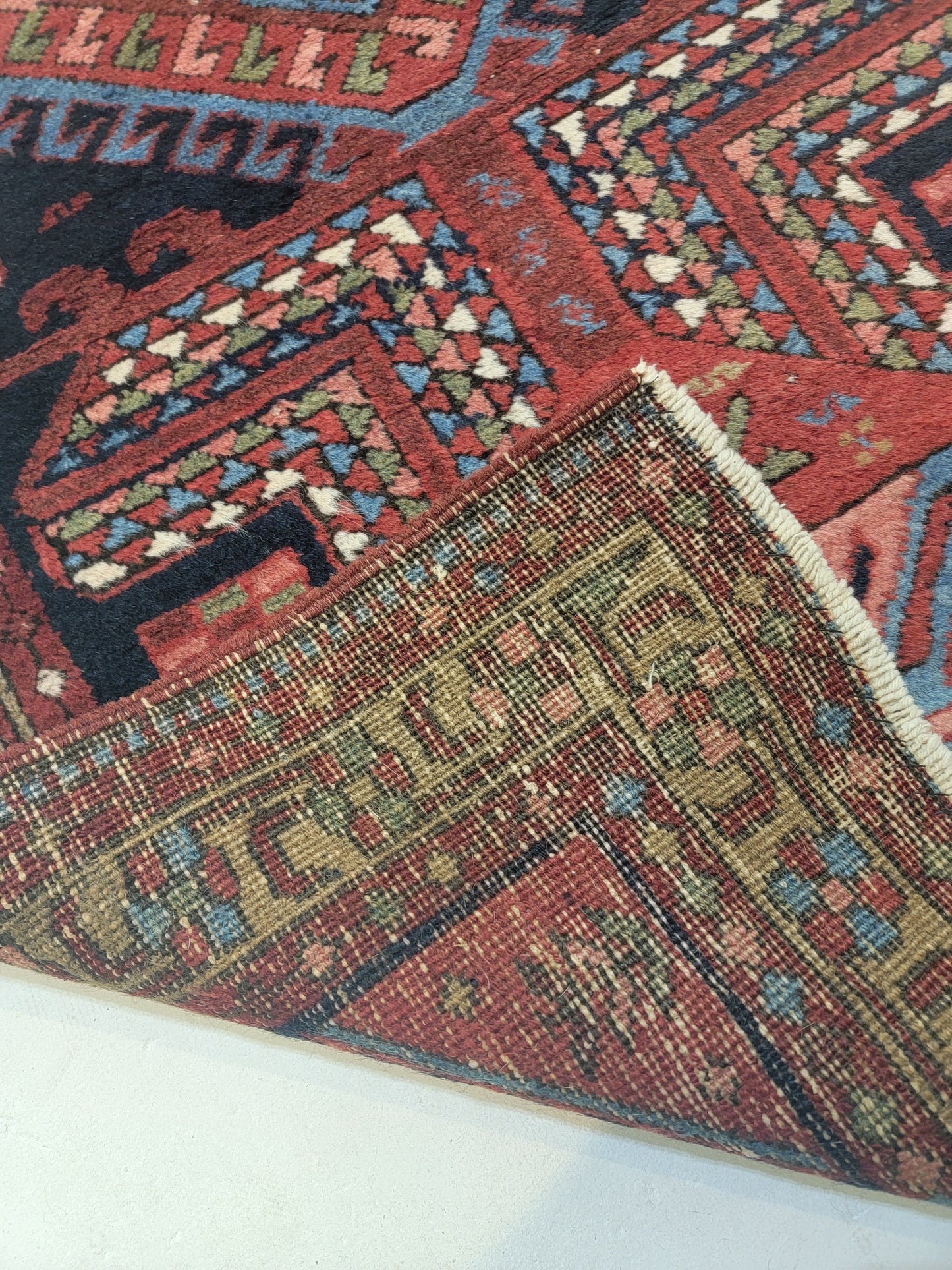 Hand-Knotted Wool Rug Heriz Karajeh 2'10" x 4'8"