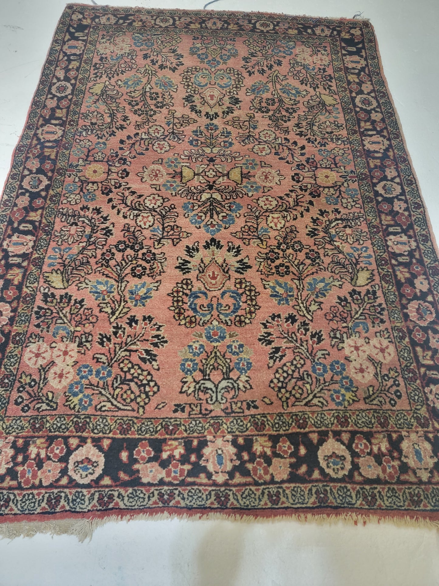 Hand-Knotted Wool Rug Sarouk 3'5" x 4'11"