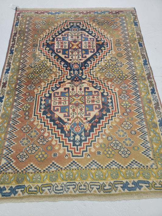 Hand-Knotted Wool Rug Shiraz Yalameh 3'6" x 4'10"