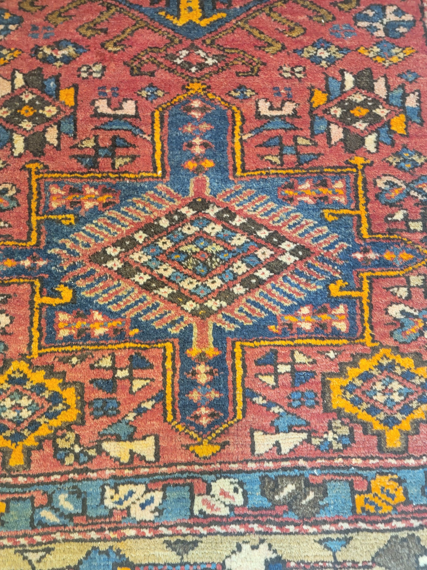 Hand-Knotted Wool Rug Heriz Karajeh 3'3" x 5'5"