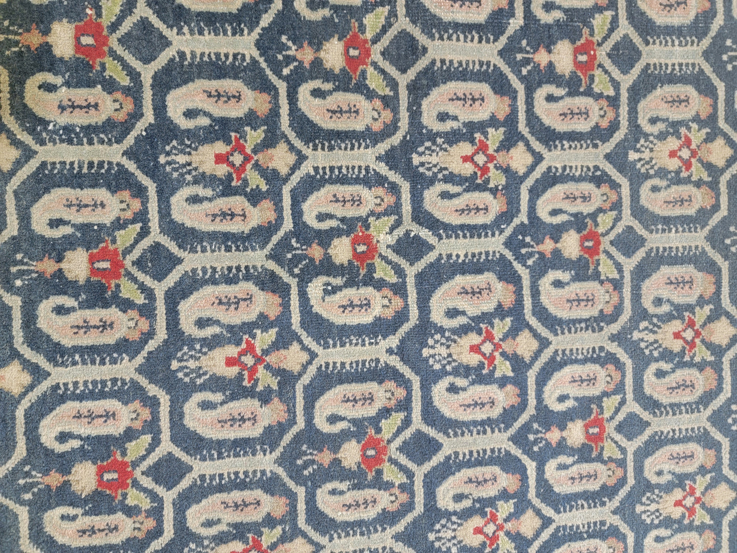 Hand-Knotted Wool Rug Qum 3' x 5'