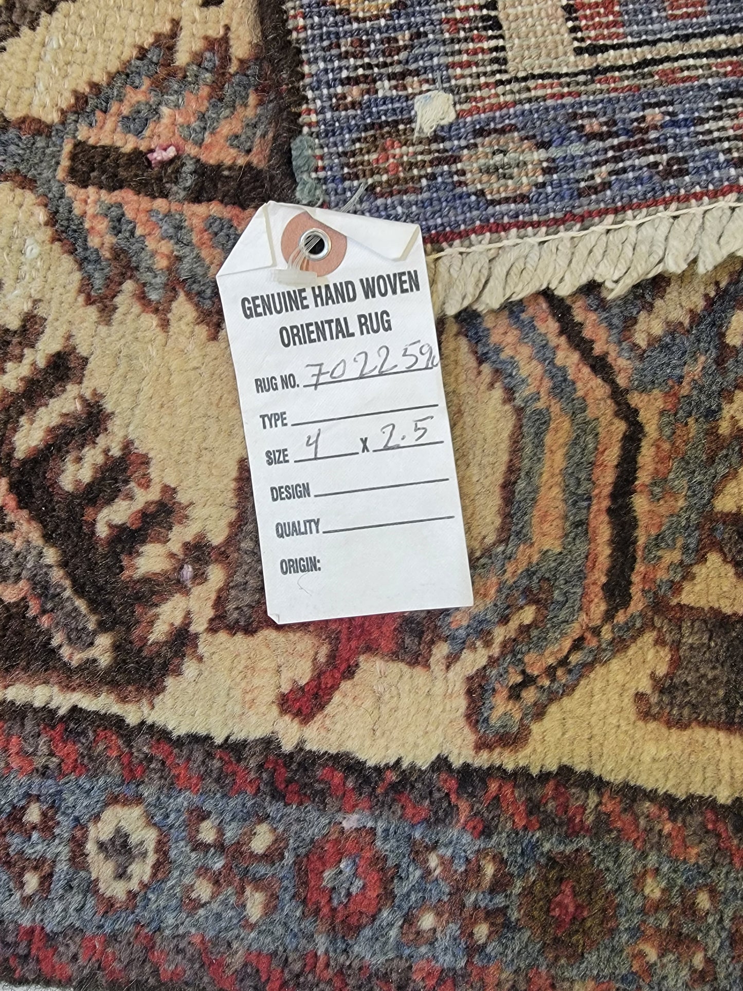 Hand-Knotted Wool Rug Heriz 2'5" x 4'