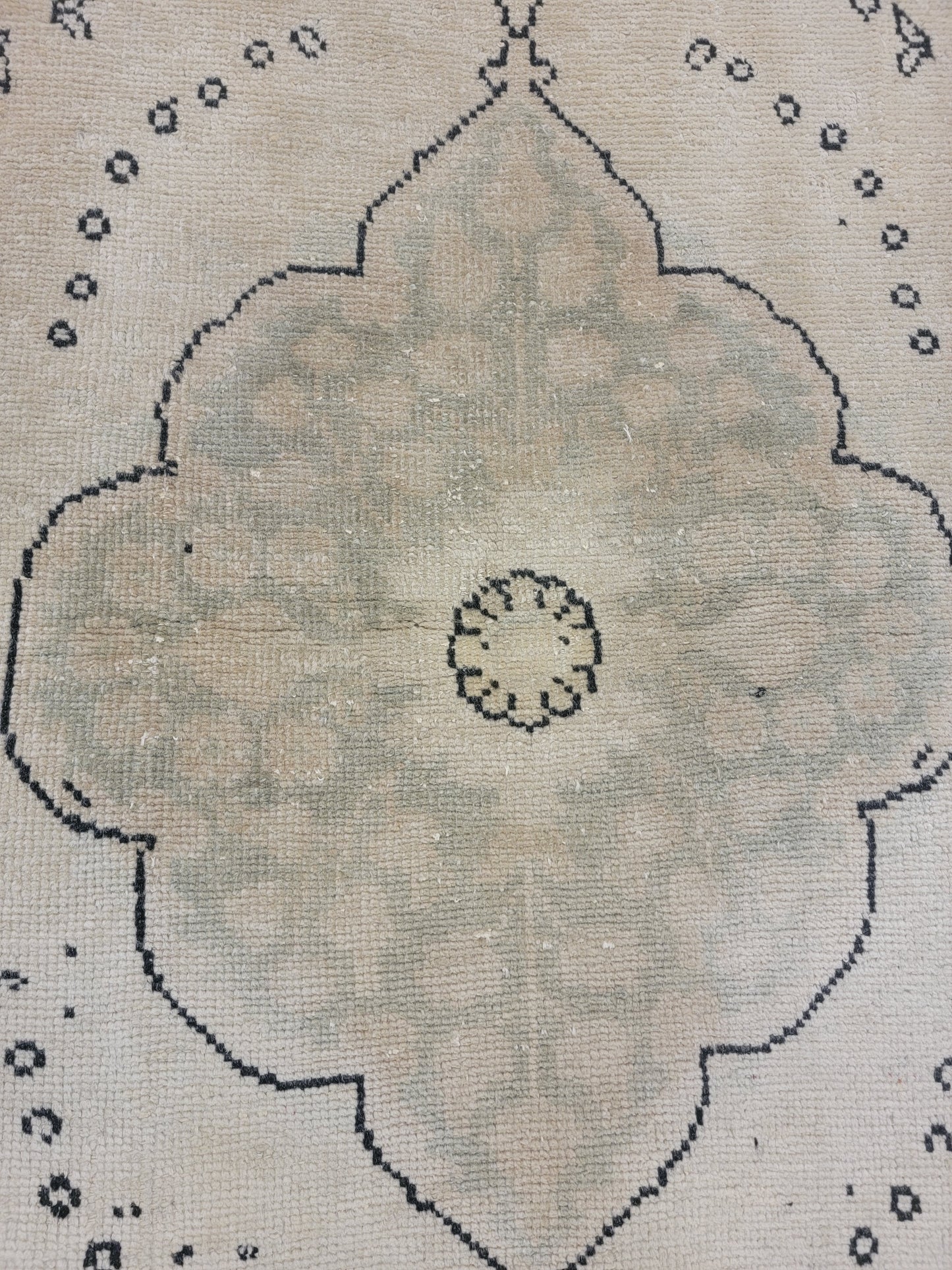 Hand-Knotted Wool Rug Tabriz 3'3" x 4'11"