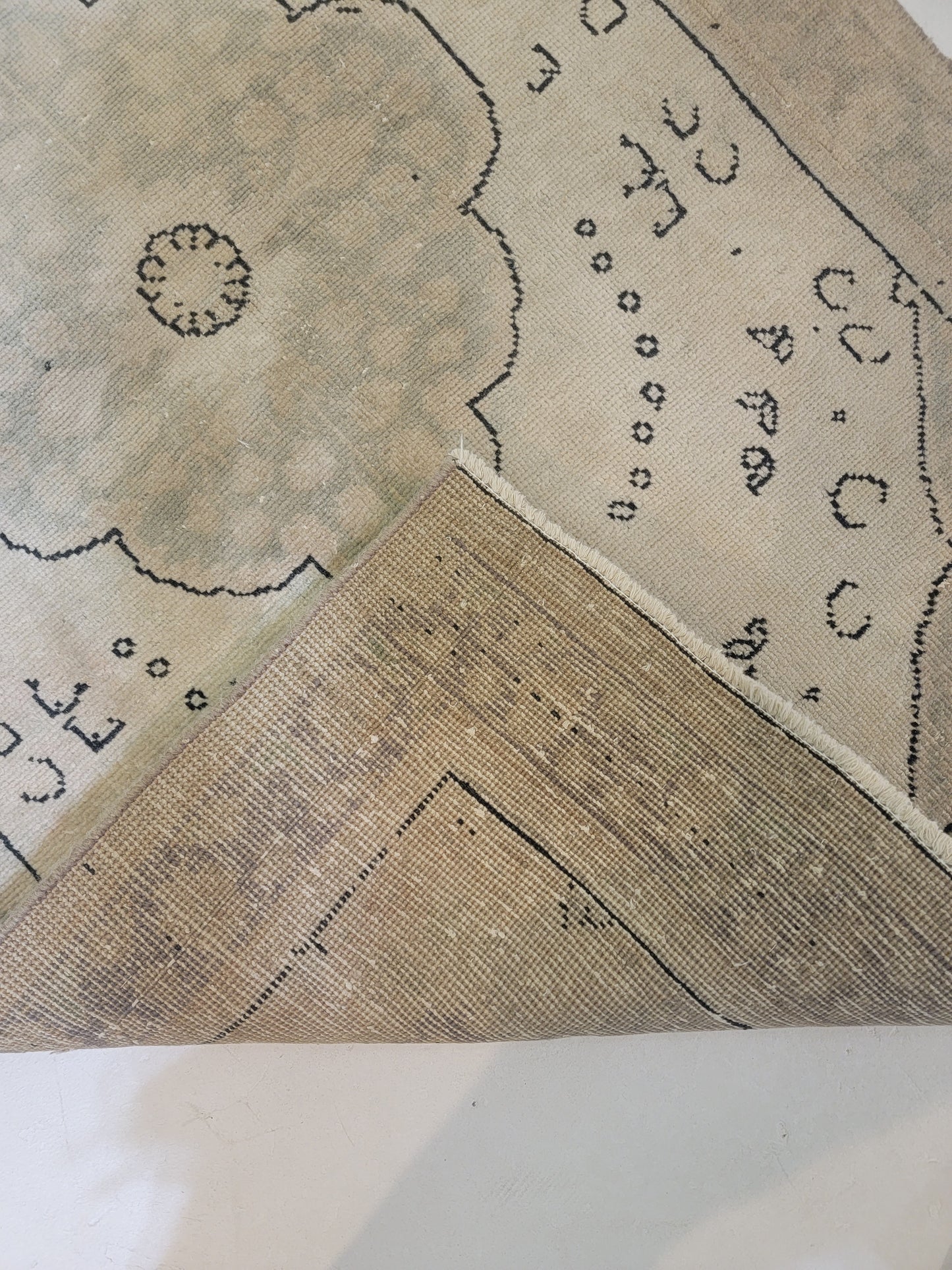 Hand-Knotted Wool Rug Tabriz 3'3" x 4'11"