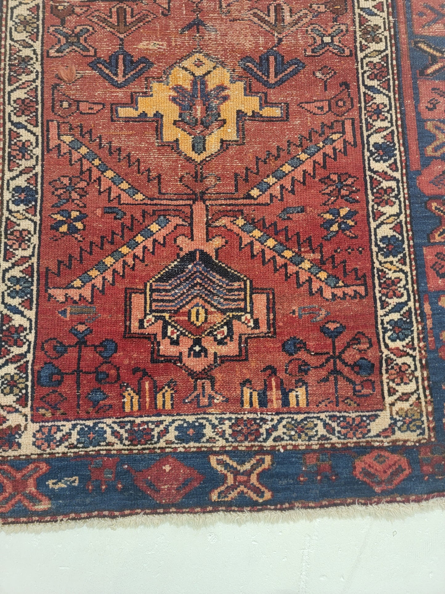 Hand-Knotted Wool Rug Heriz Karajeh 3'1" x 5'9"