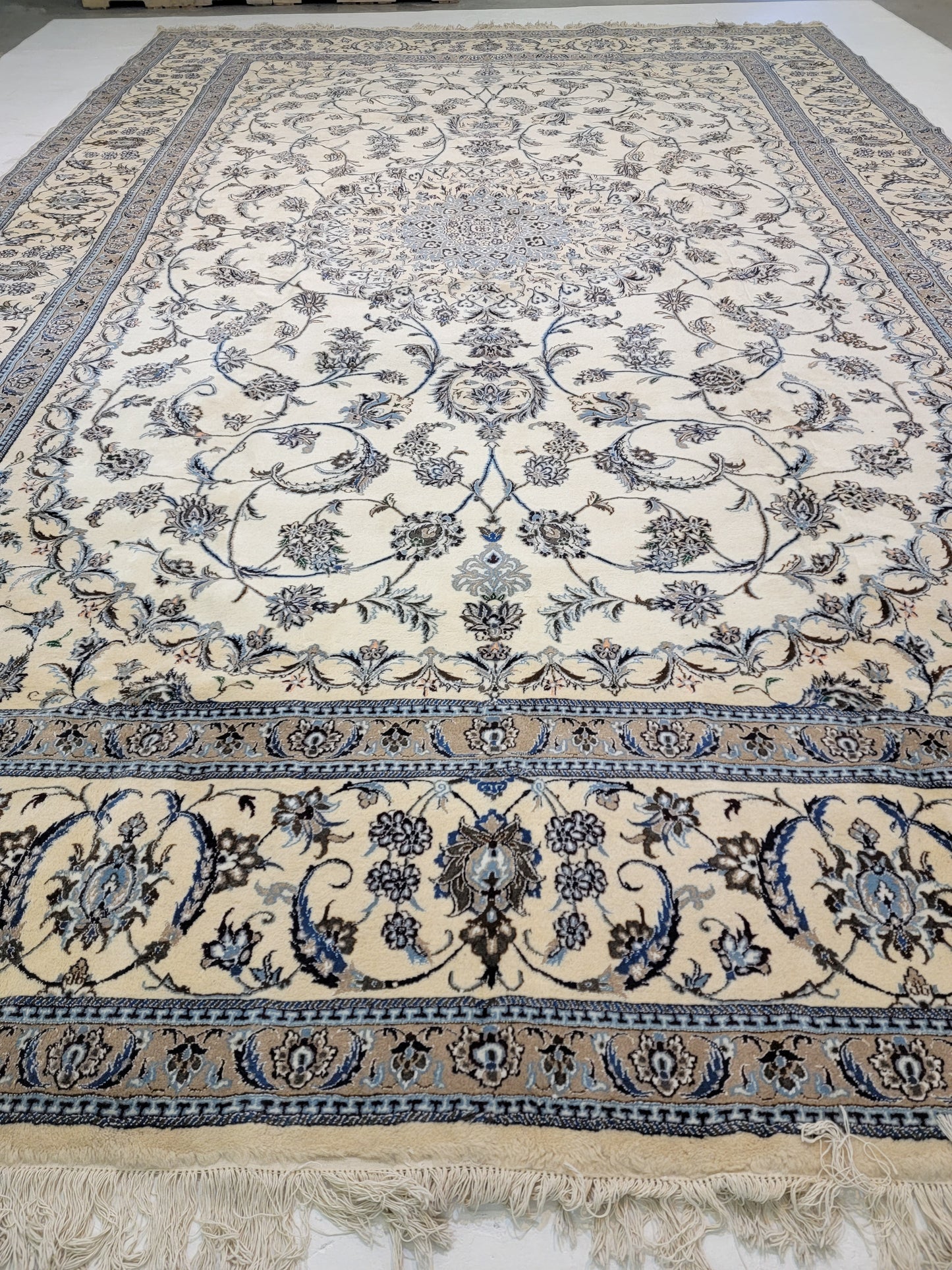 Hand-Knotted Wool and Silk Rug Nain 9'9" x 13'1"