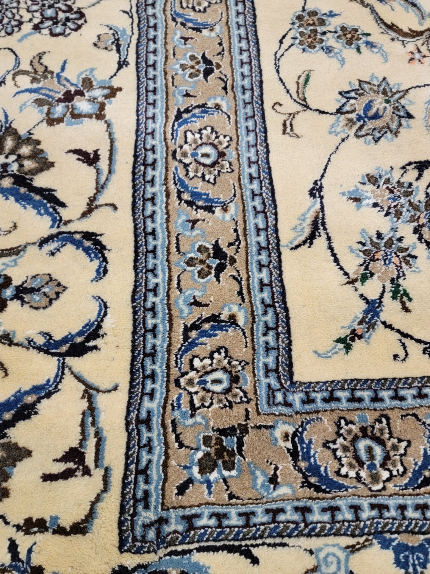 Hand-Knotted Wool and Silk Rug Nain 9'9" x 13'1"