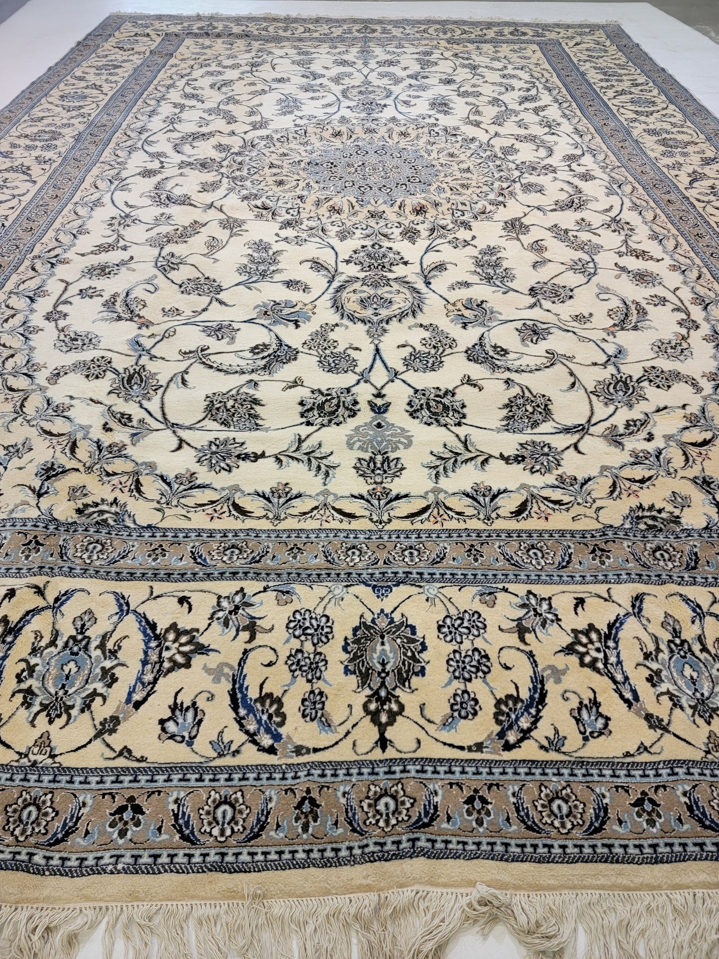 Hand-Knotted Wool and Silk Rug Nain 9'9" x 13'1"