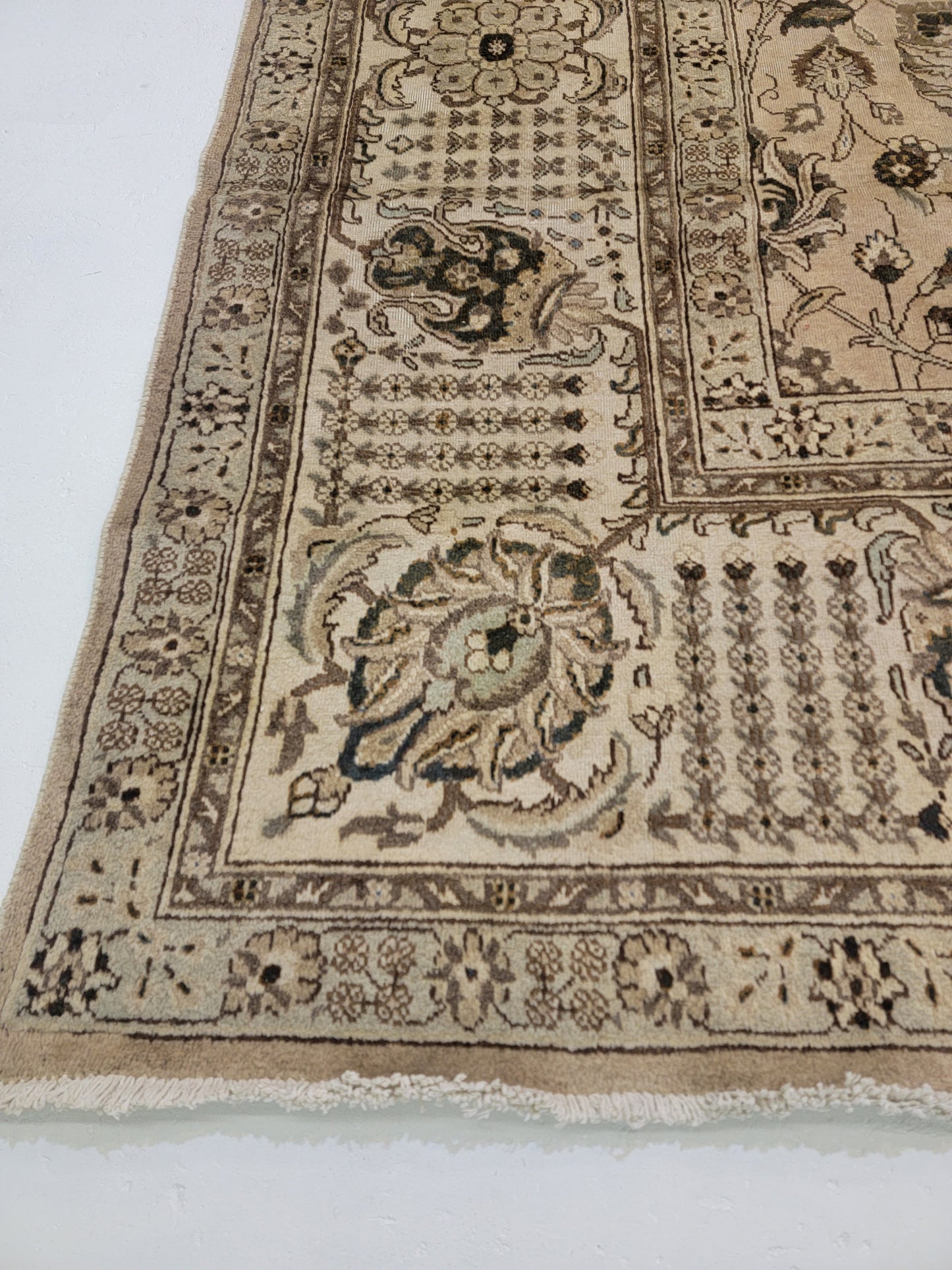 Antique Hand-Knotted Wool Area Rug Tabriz 12'6" x 19'7"