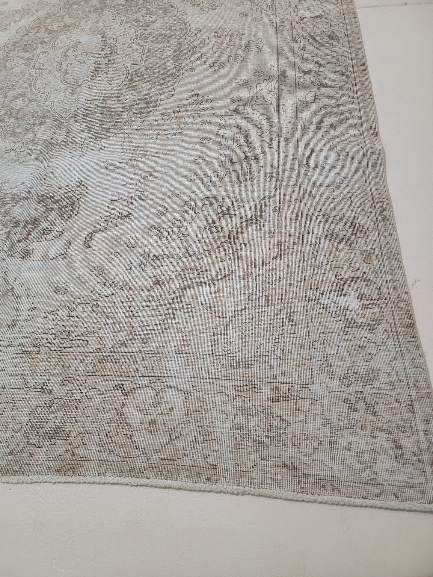 Antique Hand-Knotted Wool Area Rug Tabriz White Washed Distressed 6'8" x 9'2"