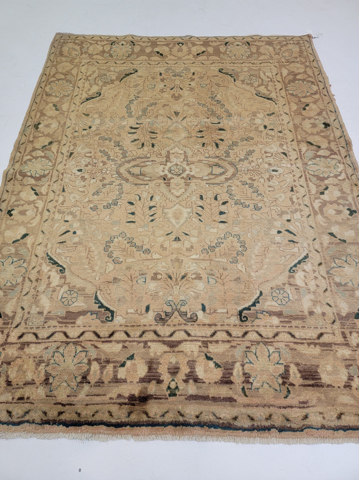 Antique Hand-Knotted Wool Area Rug Armenian Lillian 5' x 7'