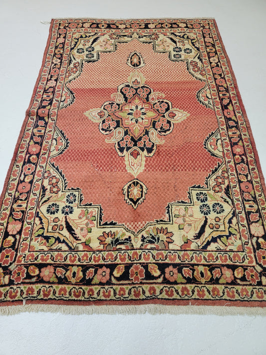 Antique Hand-Knotted Wool Area Rug Mahal 4'5" x 6'10"