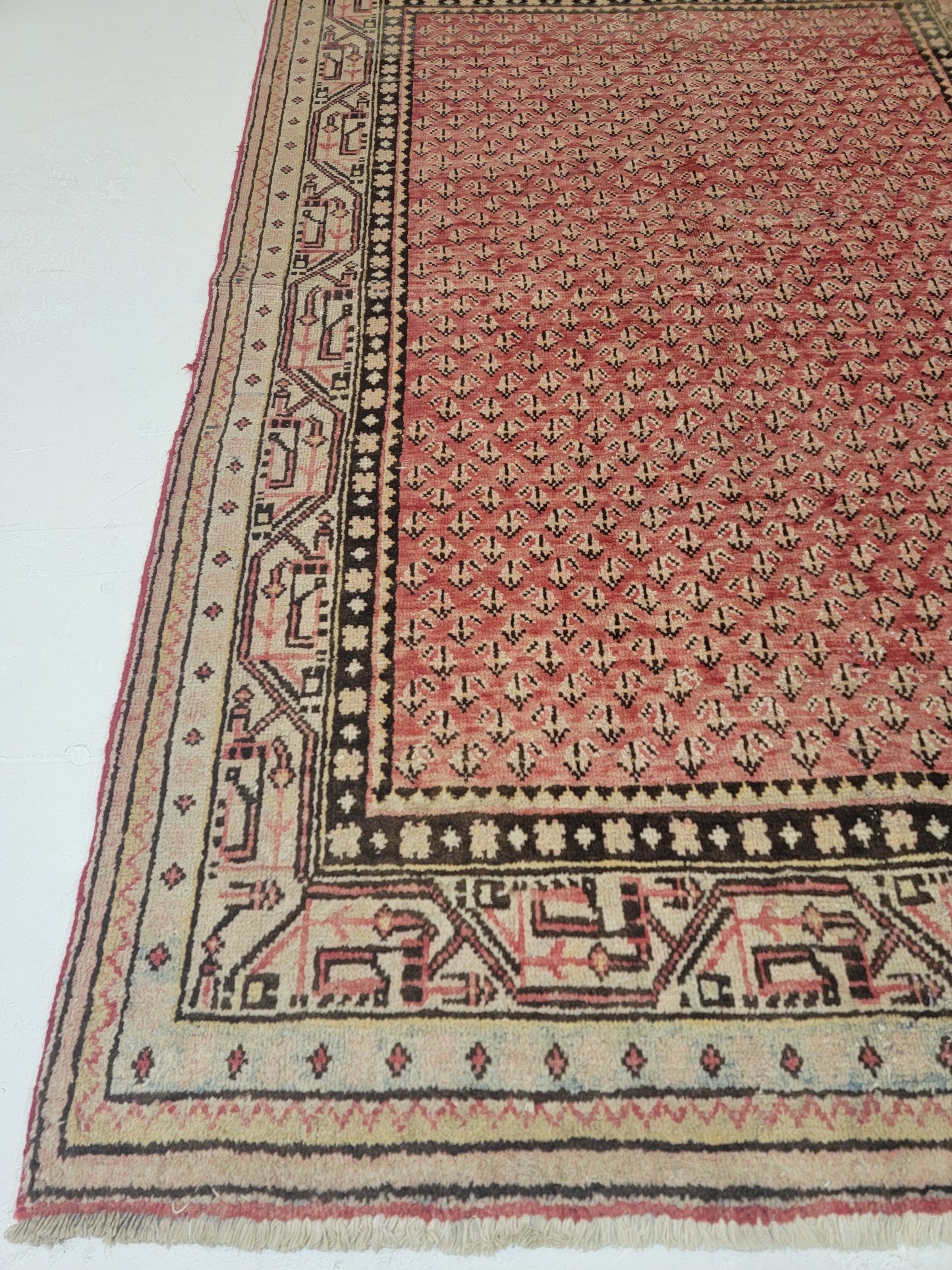 Antique Hand-Knotted Wool Area Rug Mir/Saraband Paisley 4'1" x 6'5"