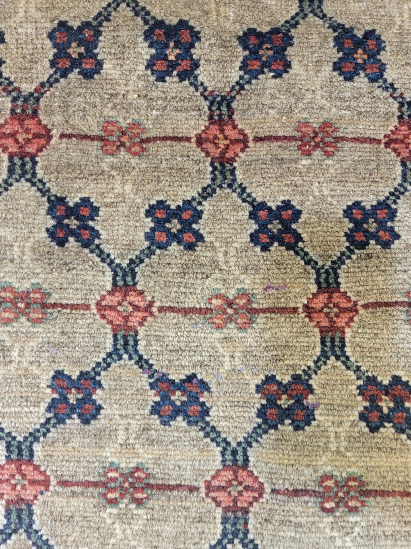 Antique Hand-Knotted Wool Area Rug Malayer 3'6" x 6'3"
