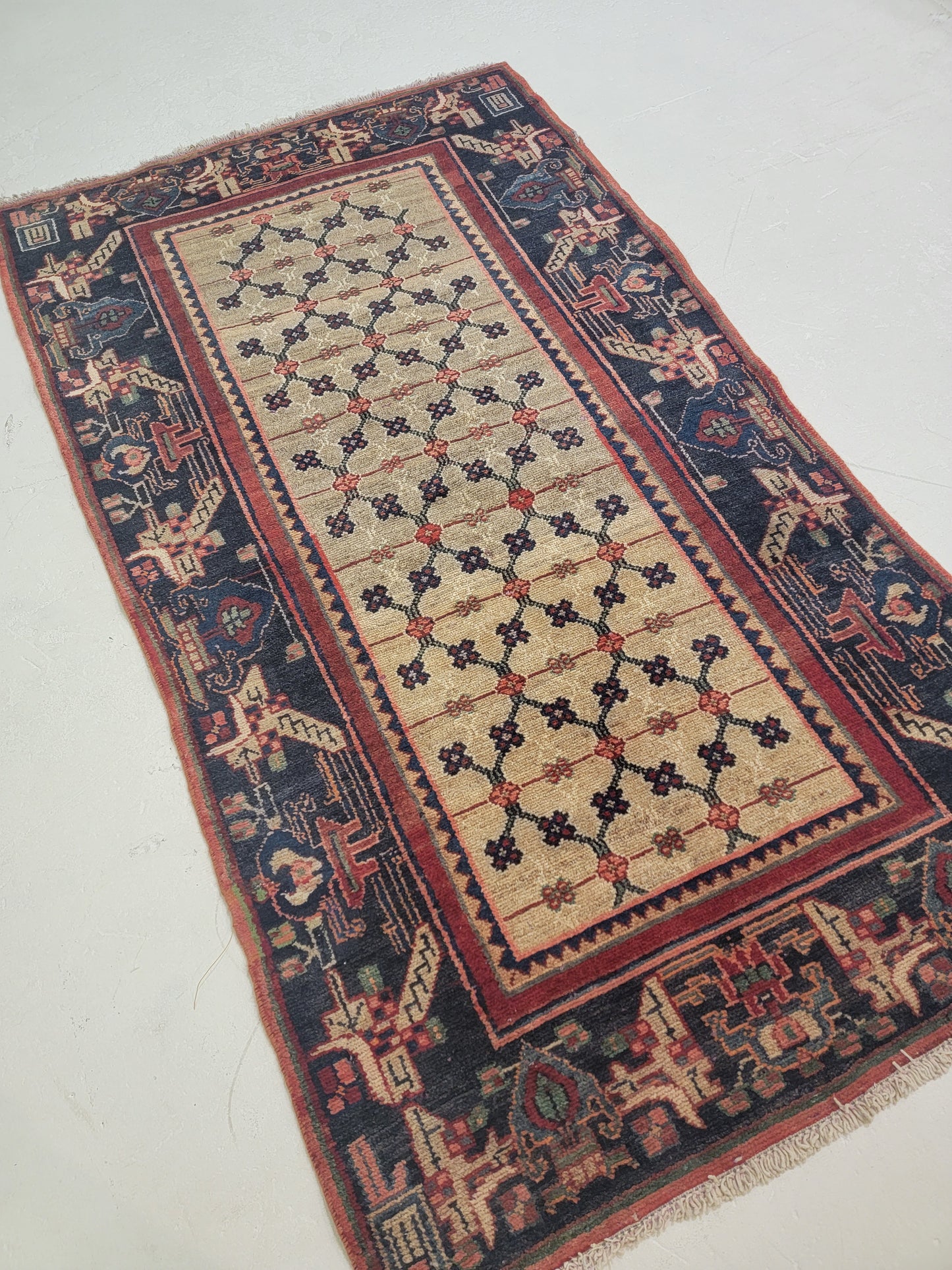 Antique Hand-Knotted Wool Area Rug Malayer 3'6" x 6'3"
