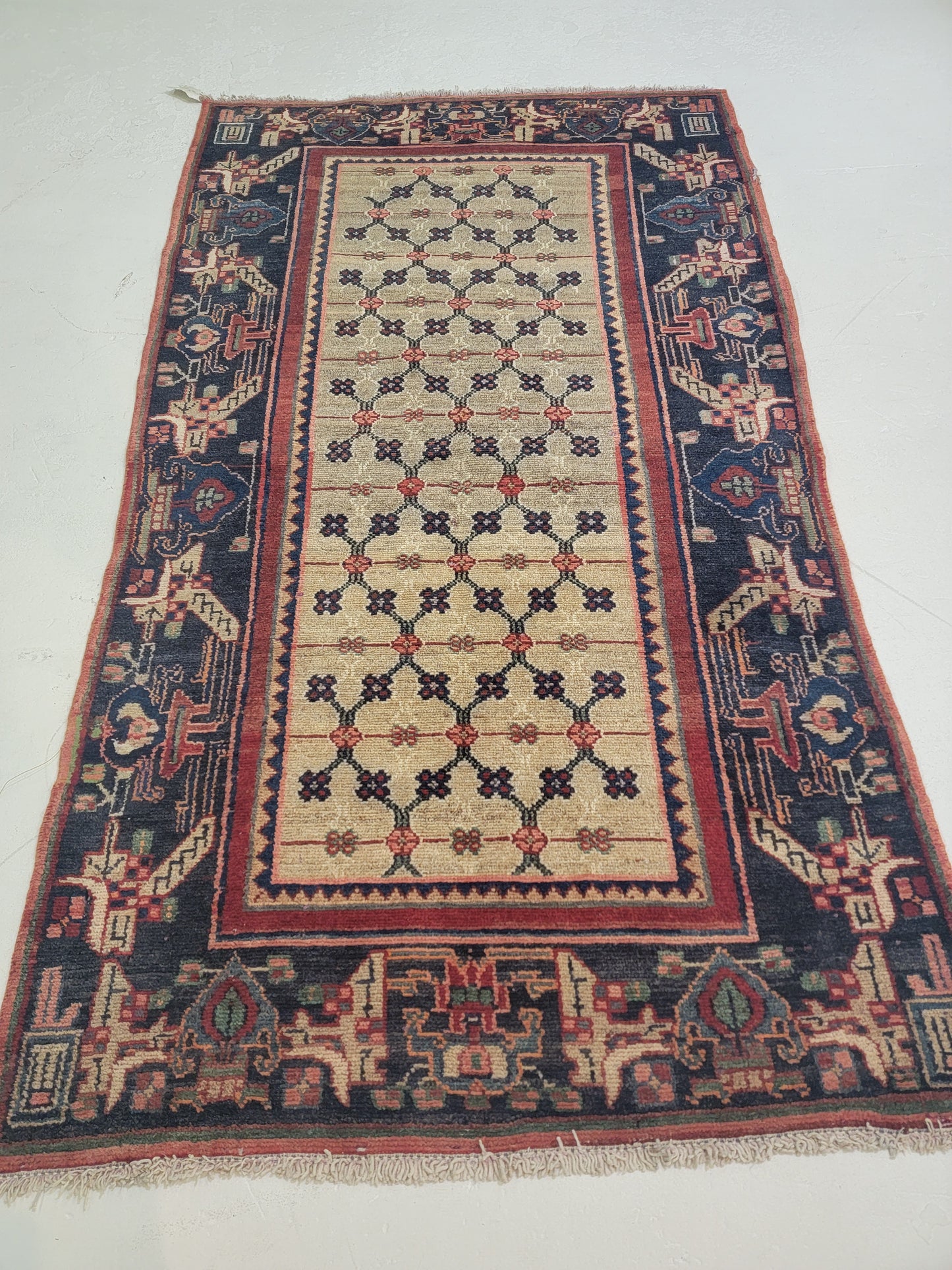 Antique Hand-Knotted Wool Area Rug Malayer 3'6" x 6'3"