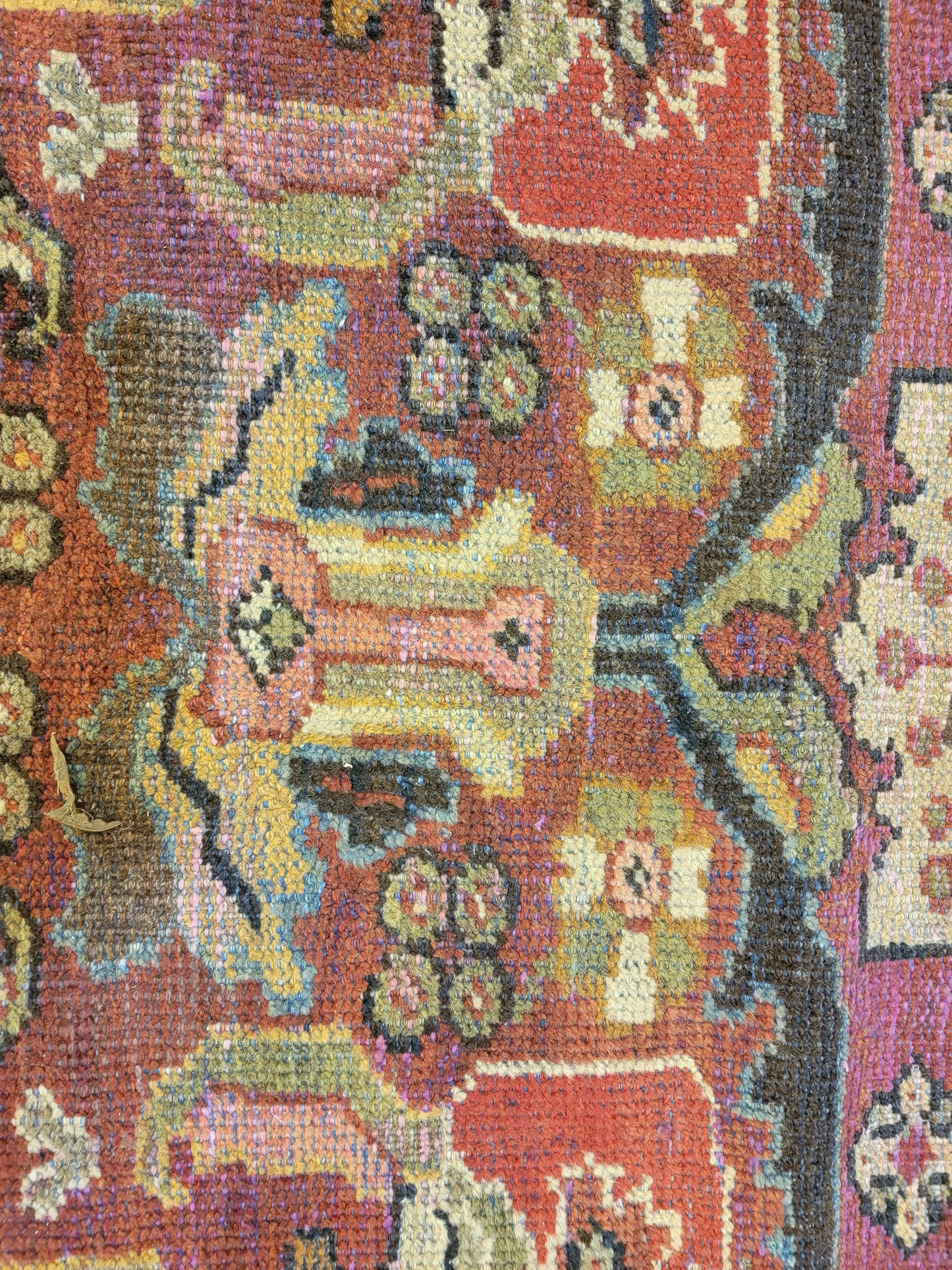 Antique Hand-Knotted Wool Area Rug Mahal 9'5" x 11'2"