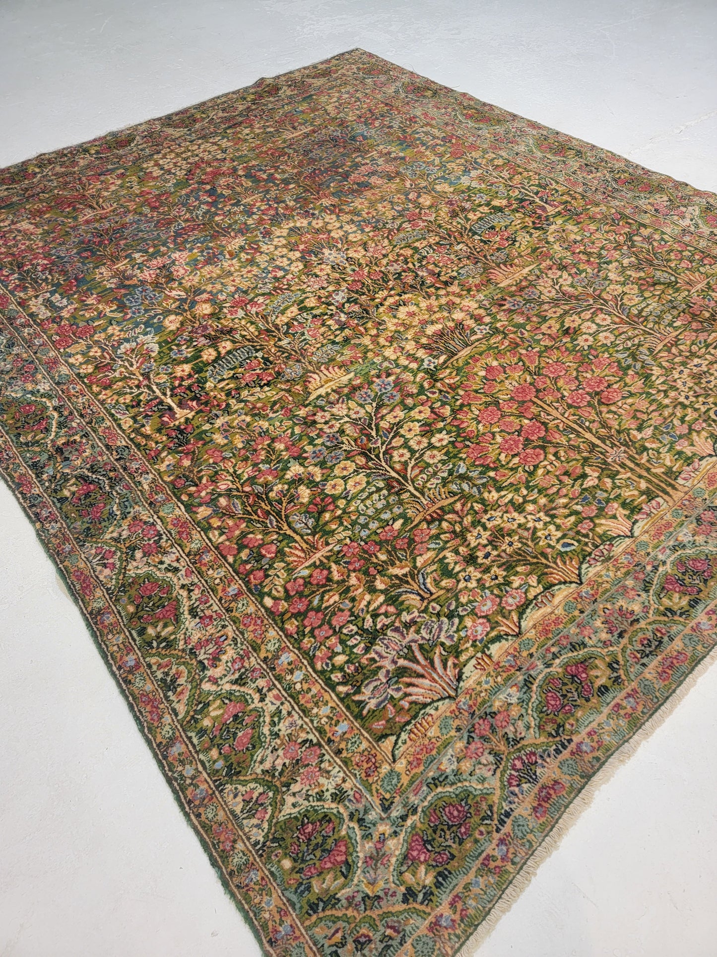 Antique Hand-Knotted Wool Area Rug Kerman Rahvar/Lahvar 6'9" x 8'4"