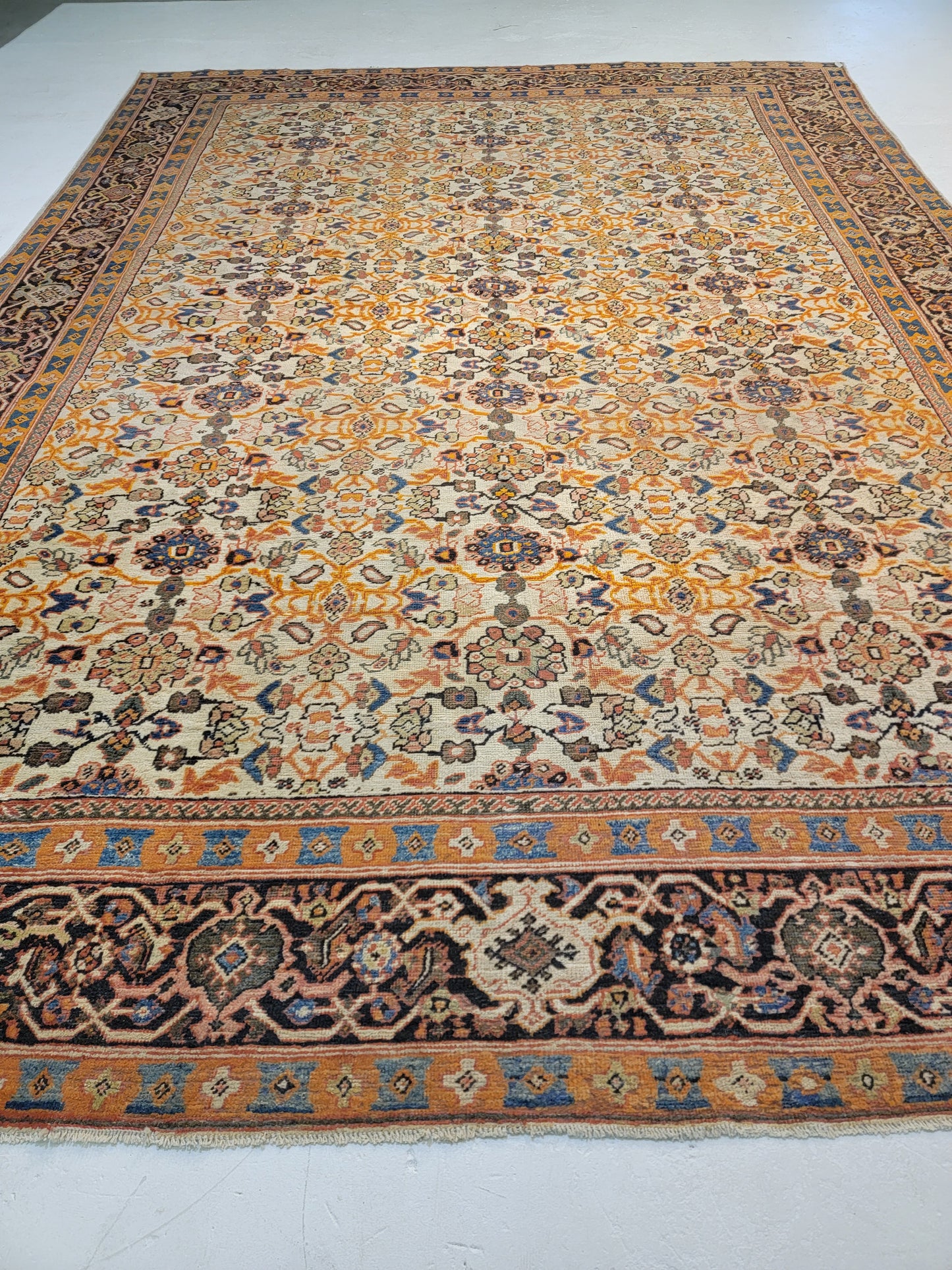 Antique Hand-Knotted Wool Area Rug Sultanabad Collectible 10'4" x 14'6"