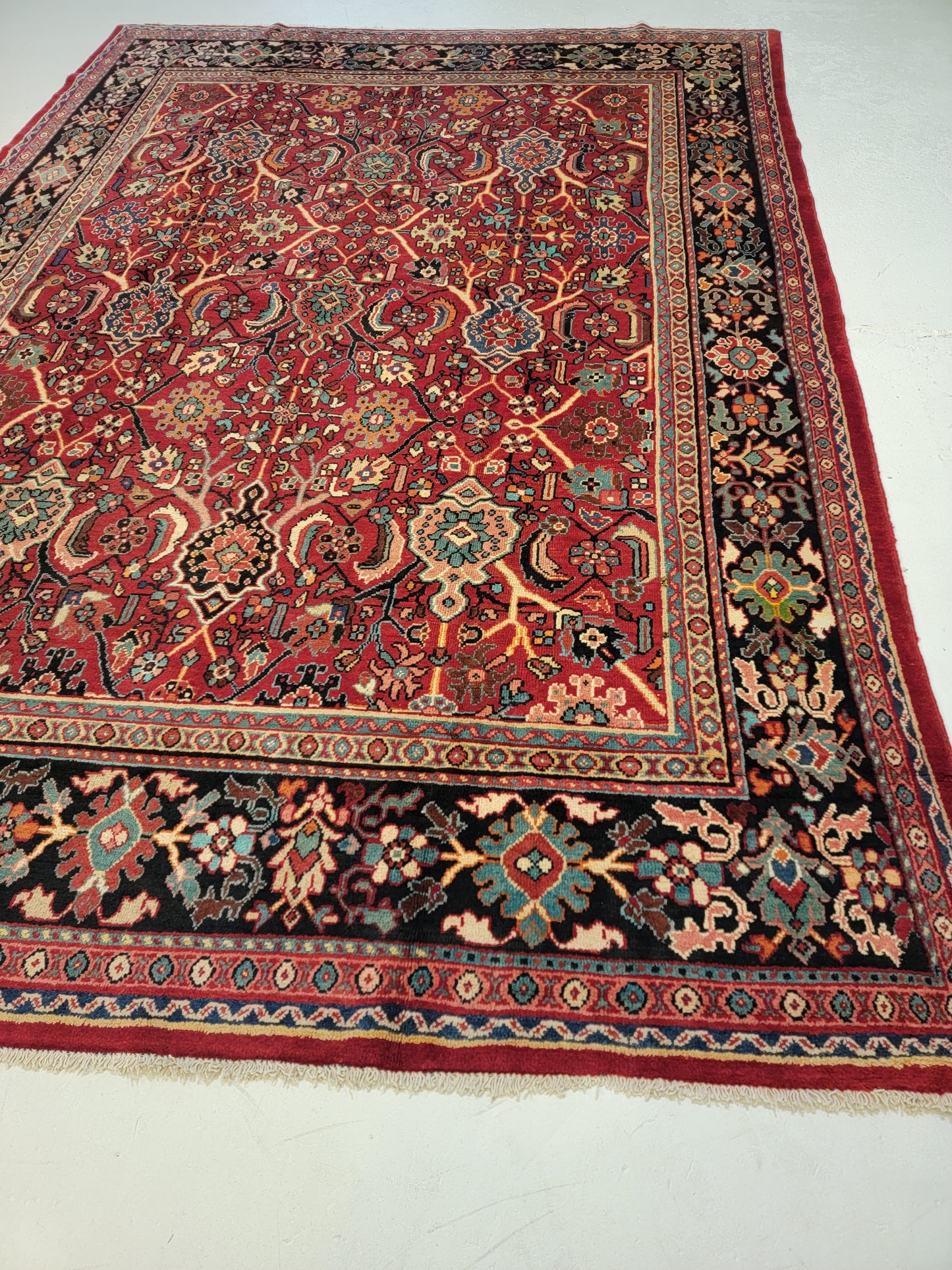 Hand-Knotted Wool Rug Mahal 7'10" x 11'3"