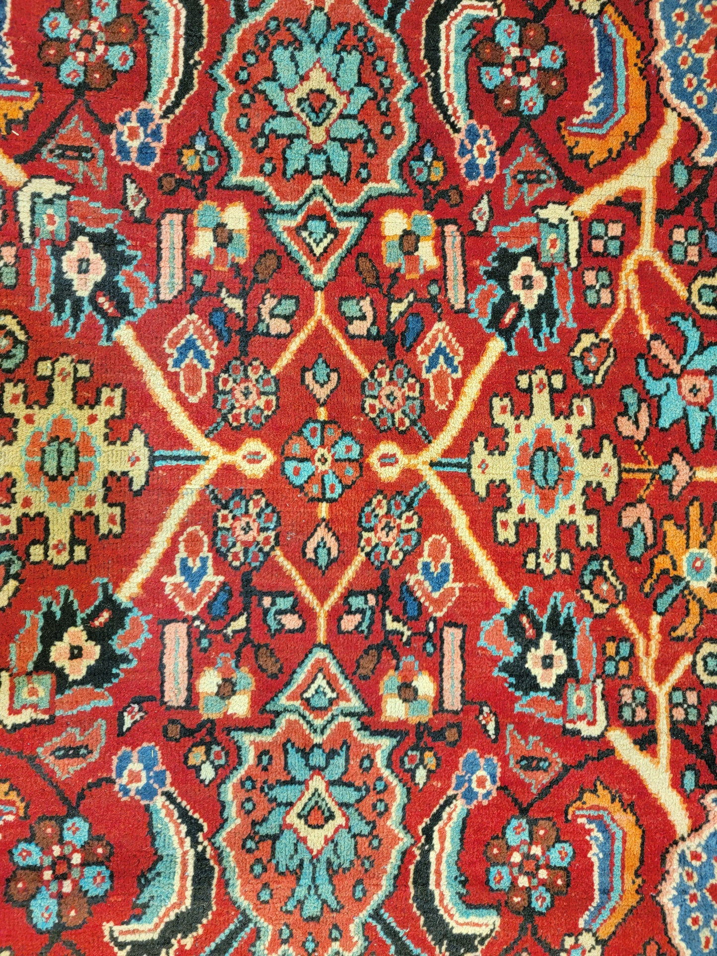 Hand-Knotted Wool Rug Mahal 7'10" x 11'3"