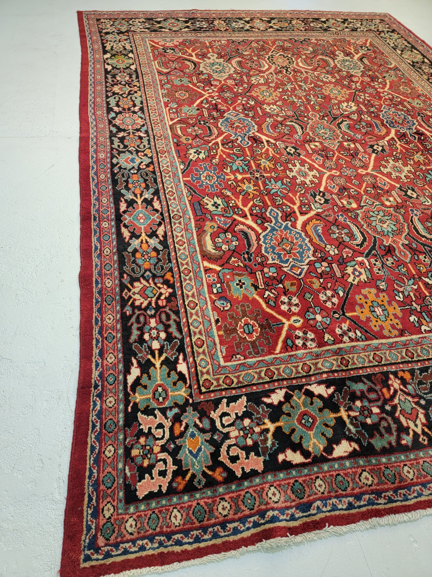 Hand-Knotted Wool Rug Mahal 7'10" x 11'3"
