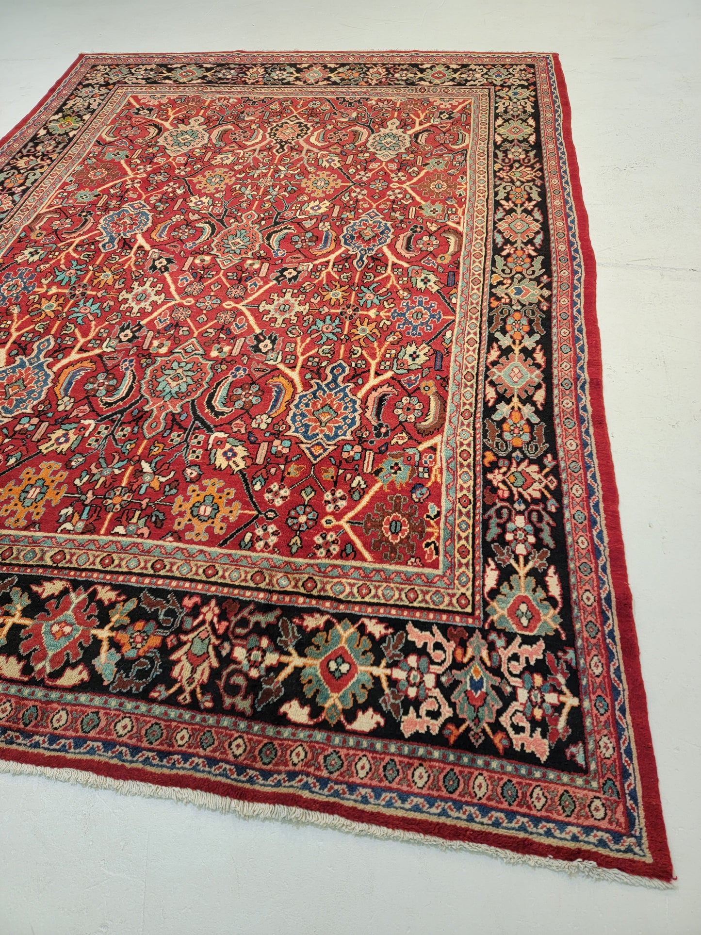 Hand-Knotted Wool Rug Mahal 7'10" x 11'3"