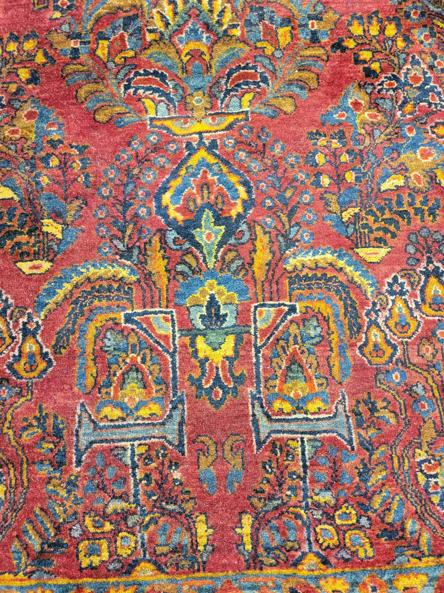 Antique Hand-Knotted Wool Rug Sarouk 8'7" x 11'6"