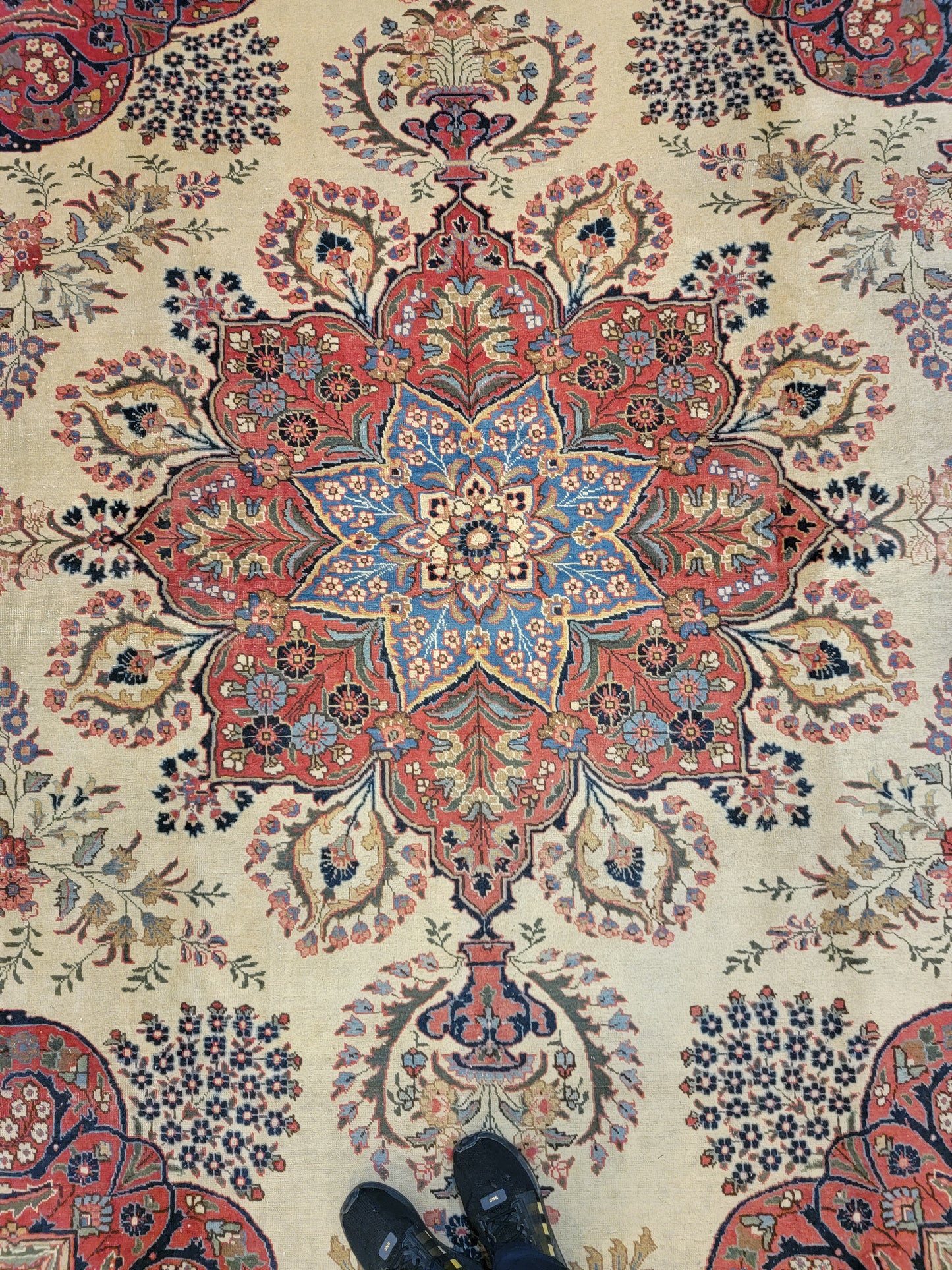 Hand-Knotted Wool Rug Tabriz Khoy 9'5" x 11'10"