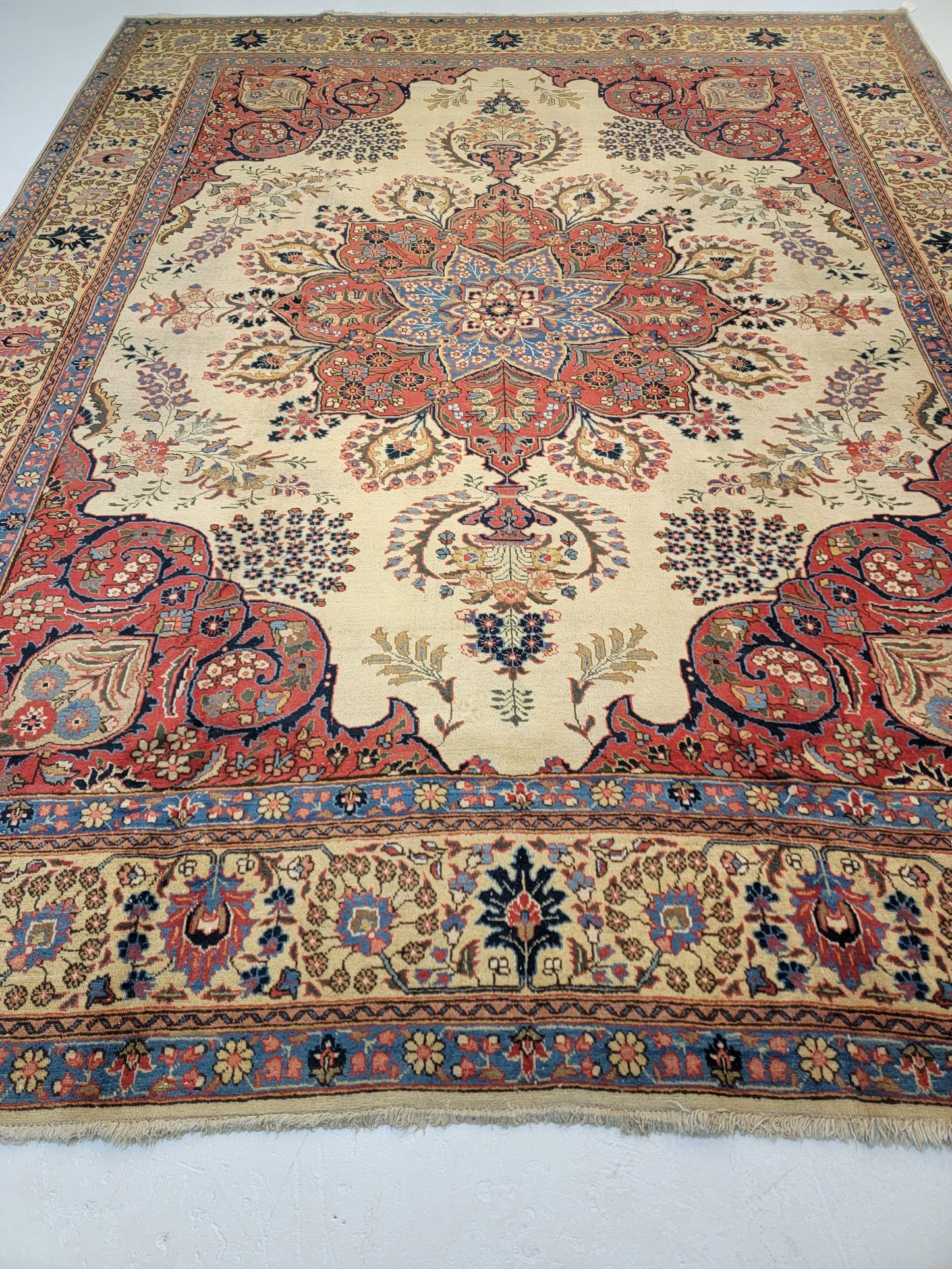Hand-Knotted Wool Rug Tabriz Khoy 9'5" x 11'10"