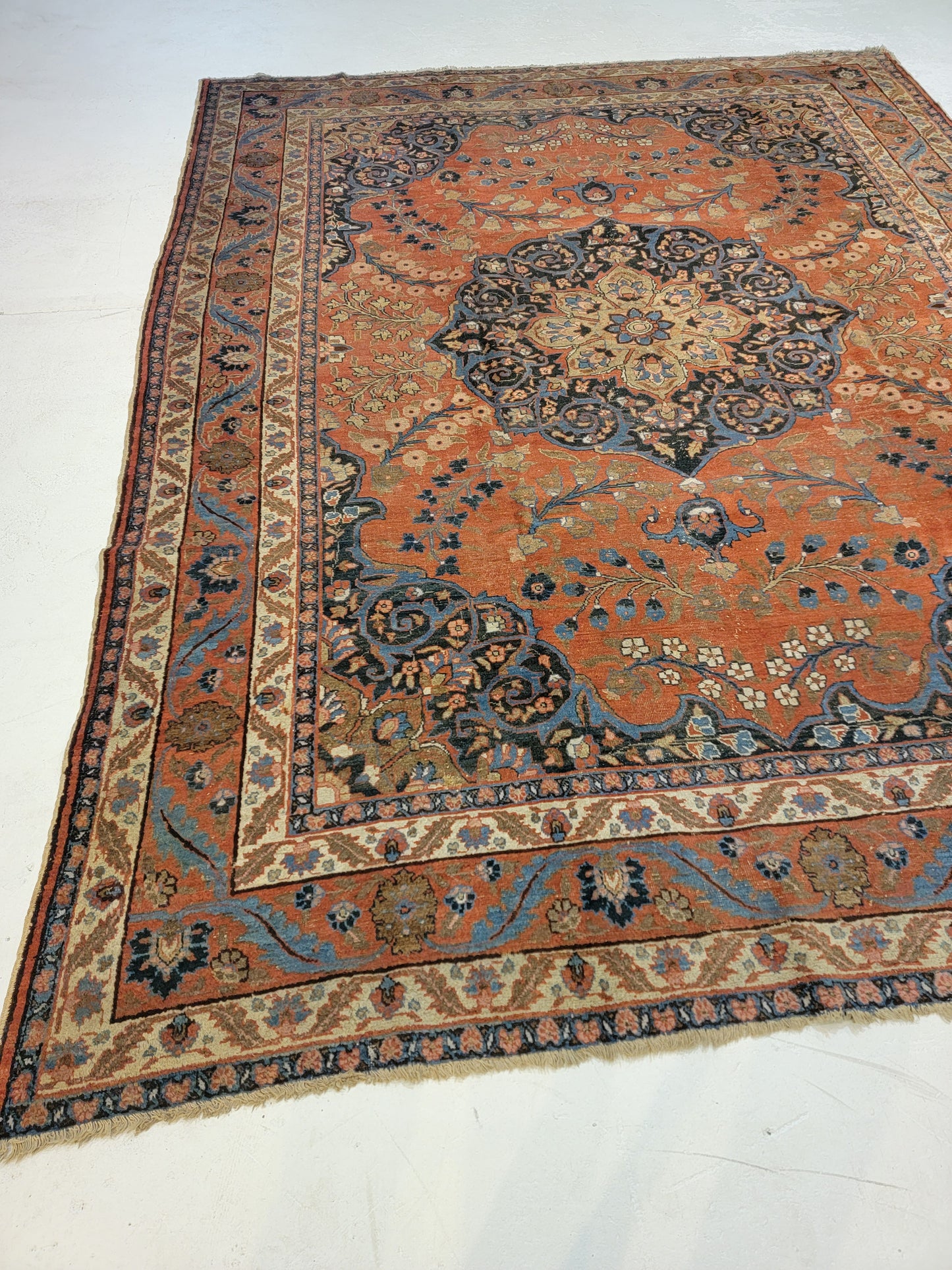 Hand-Knotted Wool Rug Tabriz Khoy 8'6" x 11'4"