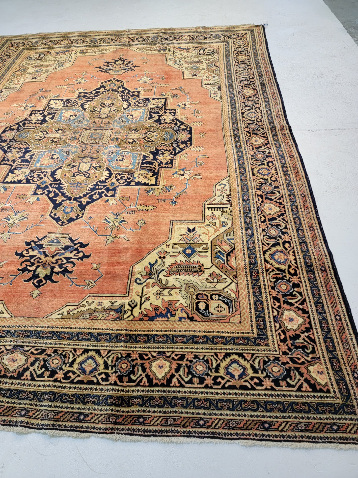 Hand-Knotted Wool Rug Tabriz Khoy 9'4" x 12'7"