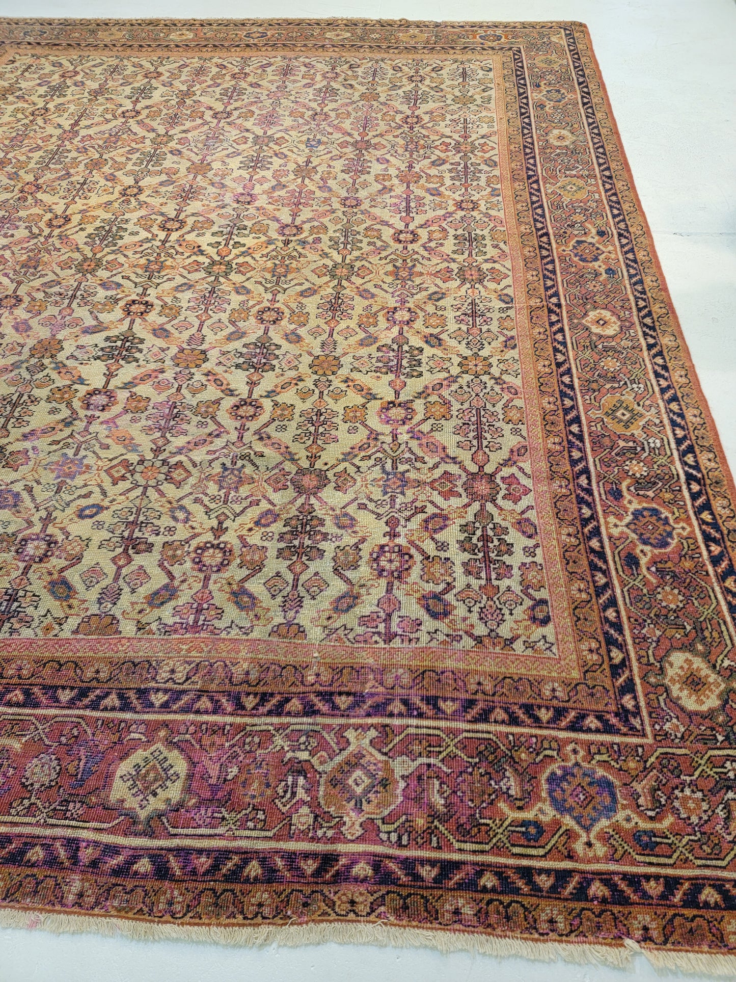 Hand-Knotted Wool Rug Sultanabad 11' x 13'5"