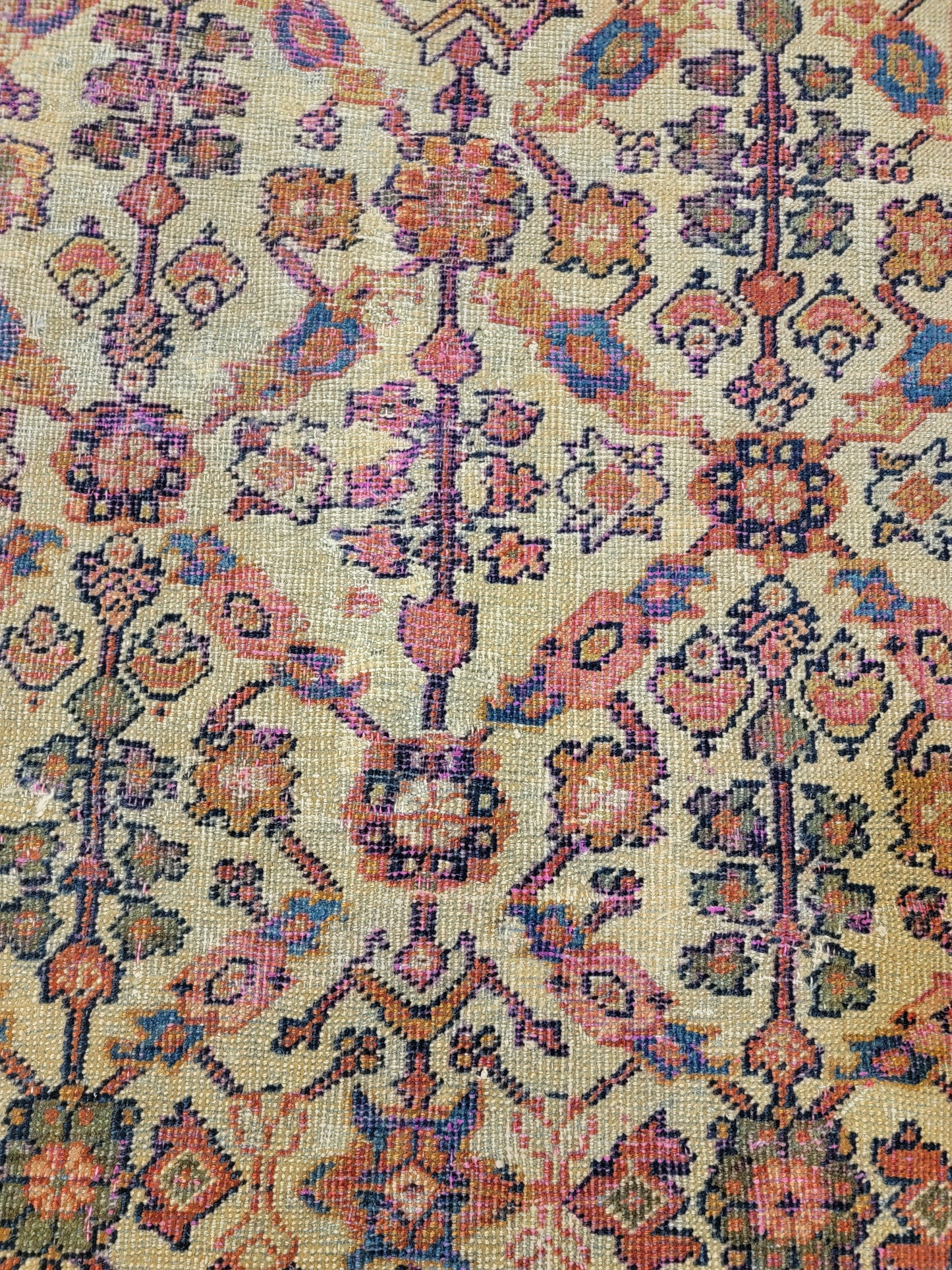 Hand-Knotted Wool Rug Sultanabad 11' x 13'5"