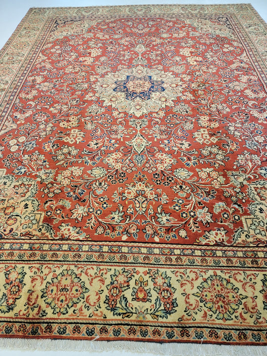 Hand-Knotted Wool Rug Mahal 10'3" x 13'1"