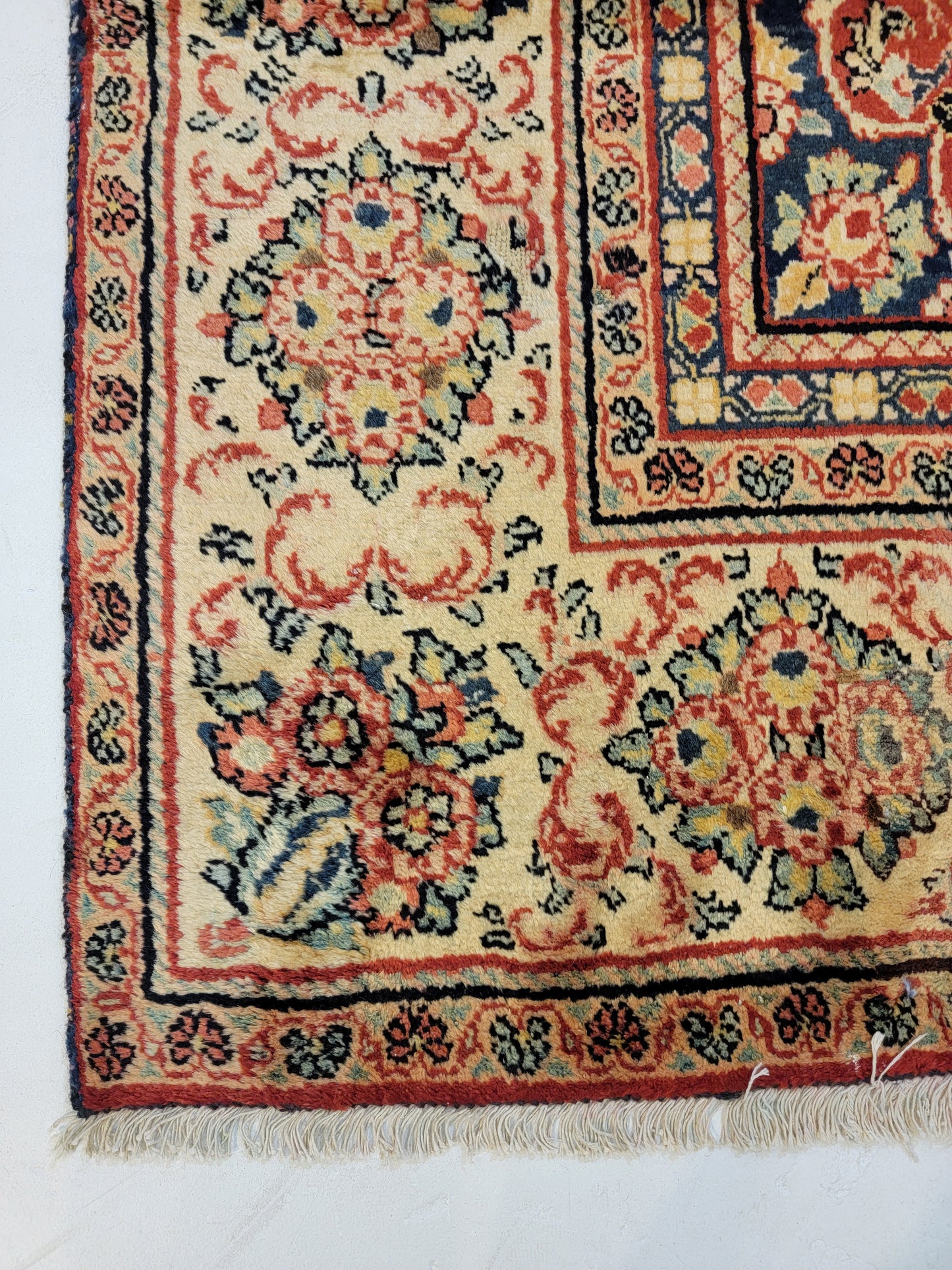 Hand-Knotted Wool Rug Mahal 10'3" x 13'1"