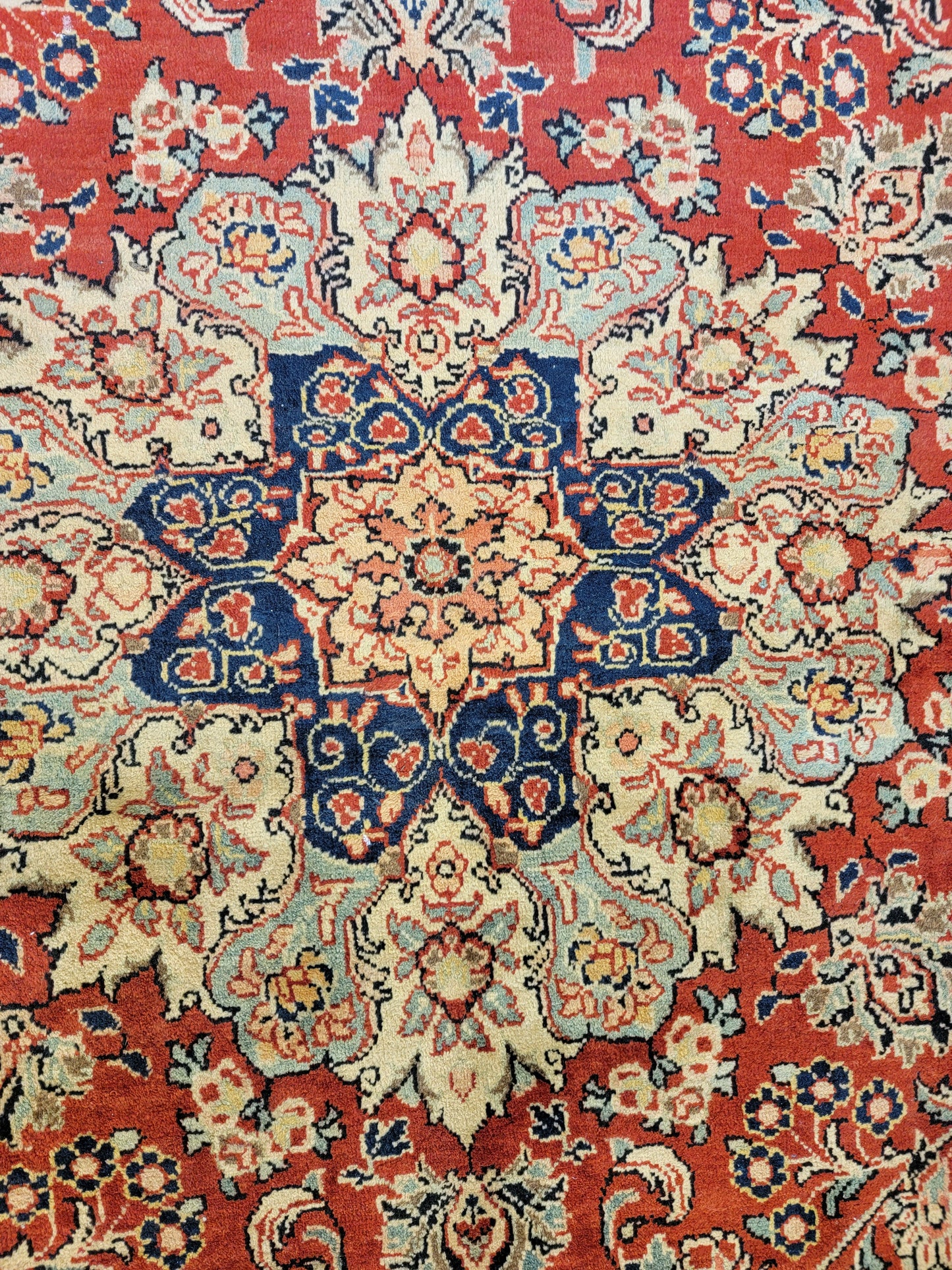 Hand-Knotted Wool Rug Mahal 10'3" x 13'1"