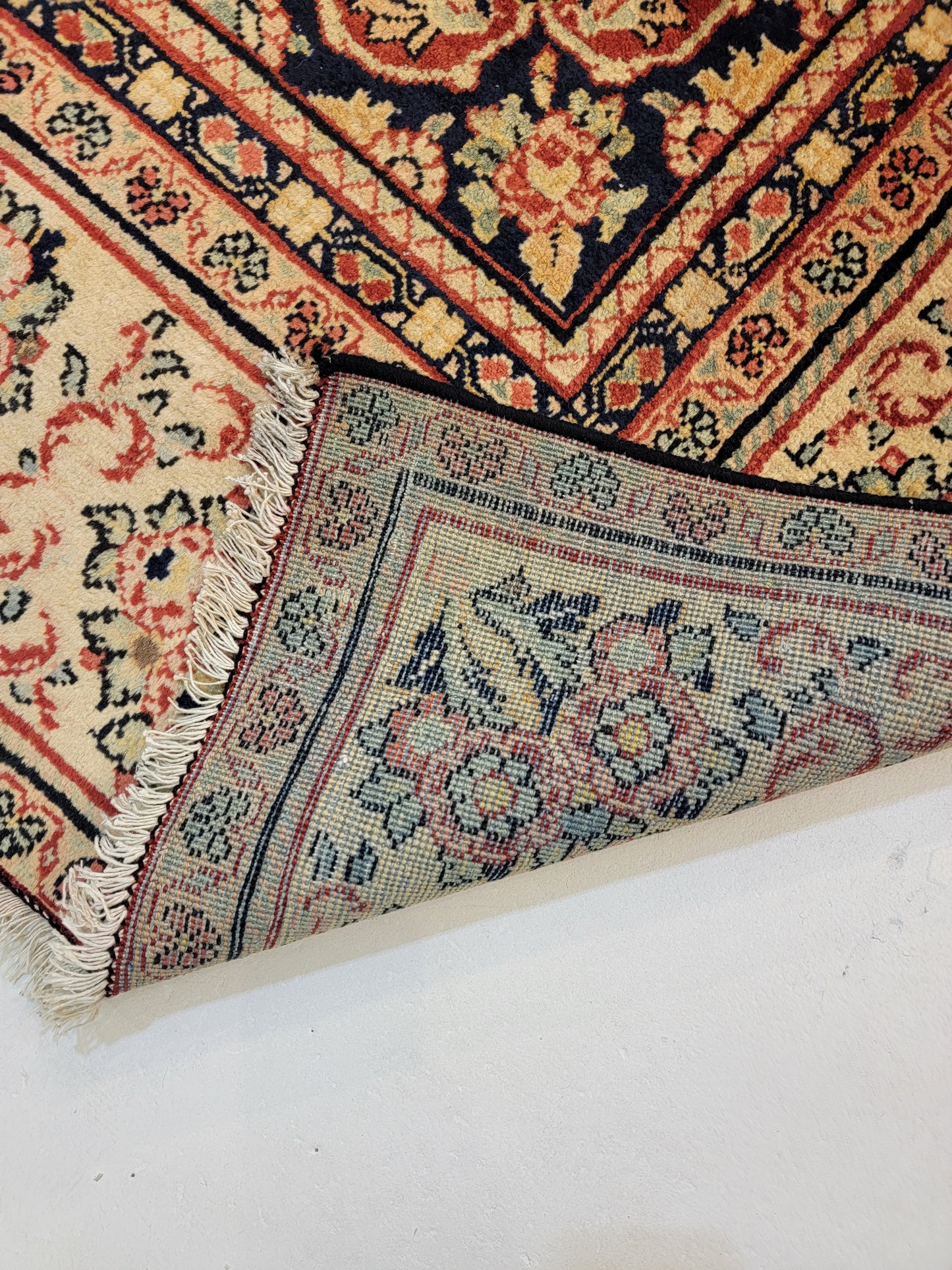 Hand-Knotted Wool Rug Mahal 10'3" x 13'1"