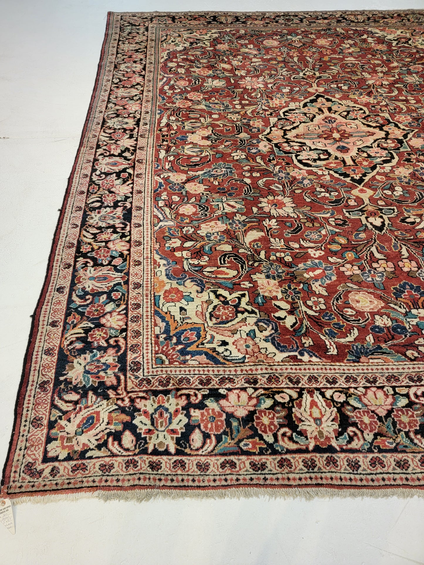 Hand-Knotted Wool Rug Mahal 9'3" x 11'6"