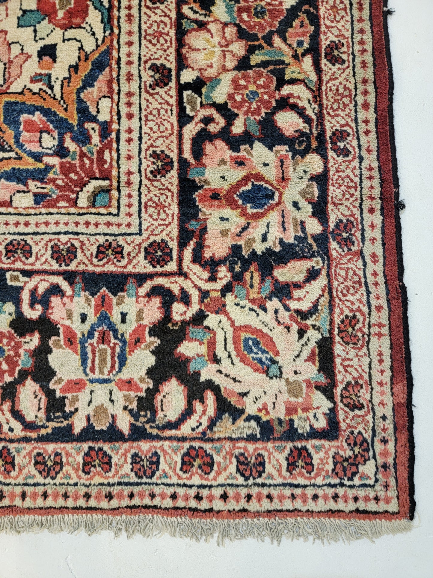 Hand-Knotted Wool Rug Mahal 9'3" x 11'6"