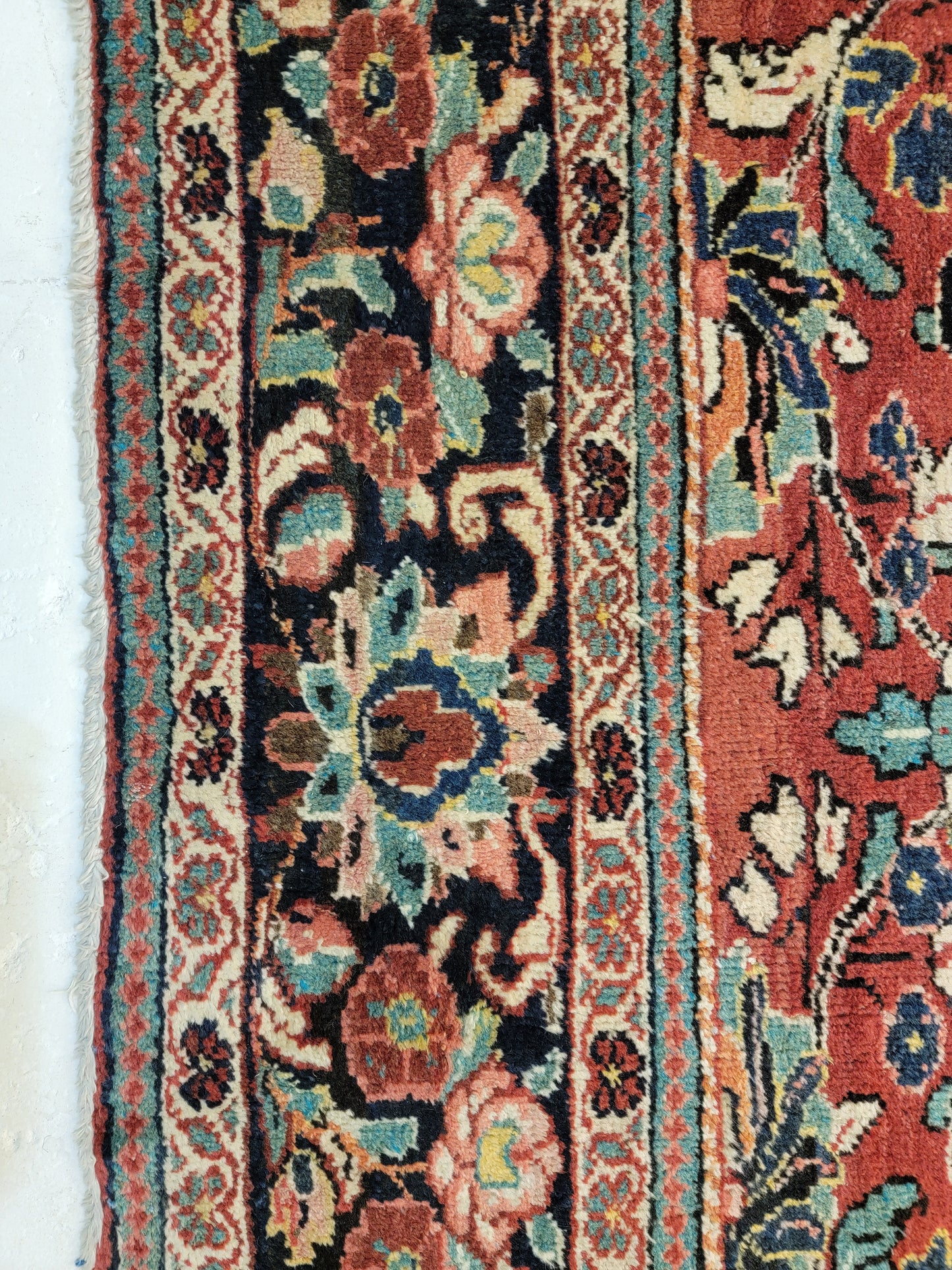 Hand-Knotted Wool Rug Mahal 9'3" x 11'6"
