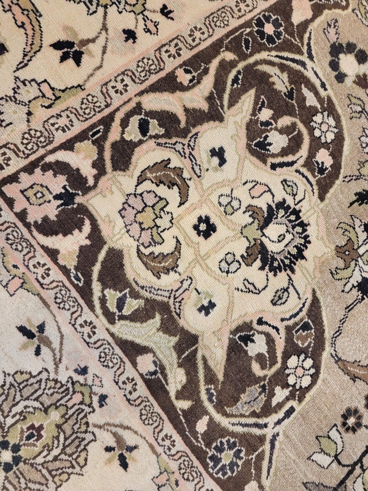 Hand-Knotted Wool Rug Semnan 9' x 12'3"