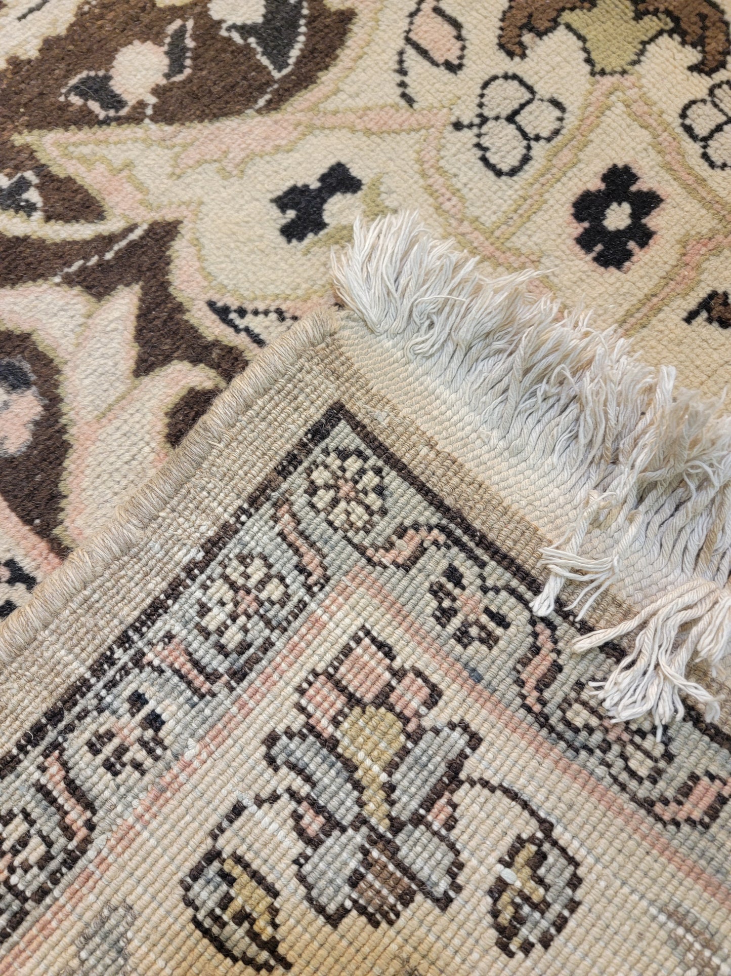 Hand-Knotted Wool Rug Semnan 9' x 12'3"