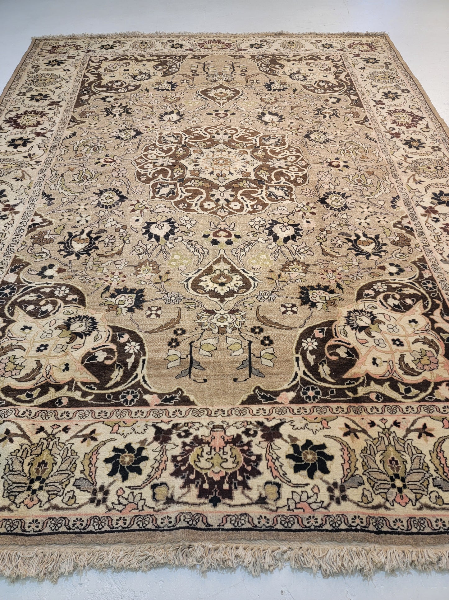 Hand-Knotted Wool Rug Semnan 9' x 12'3"