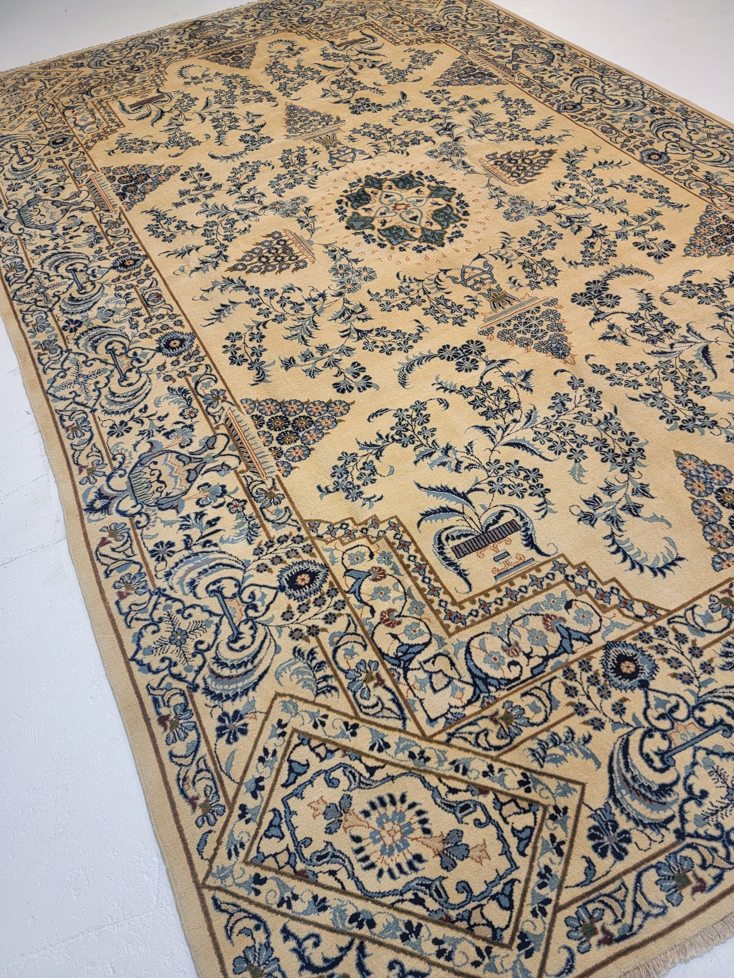Antique Hand-Knotted Wool Rug Kashan 8' x 13'
