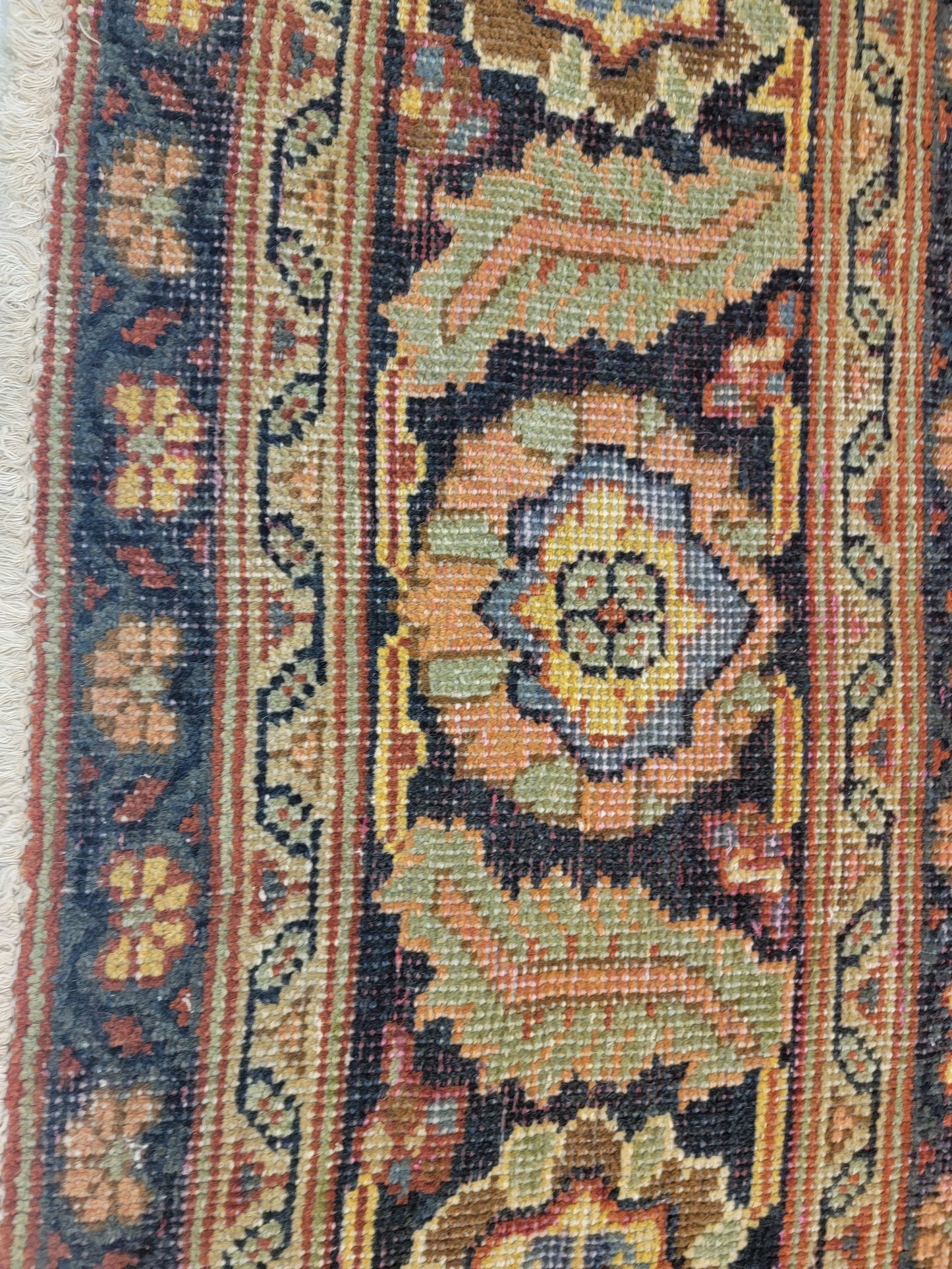 Antique Hand-Knotted Wool Rug Sultanabad/Meshkabad 10'5" x 17'3"